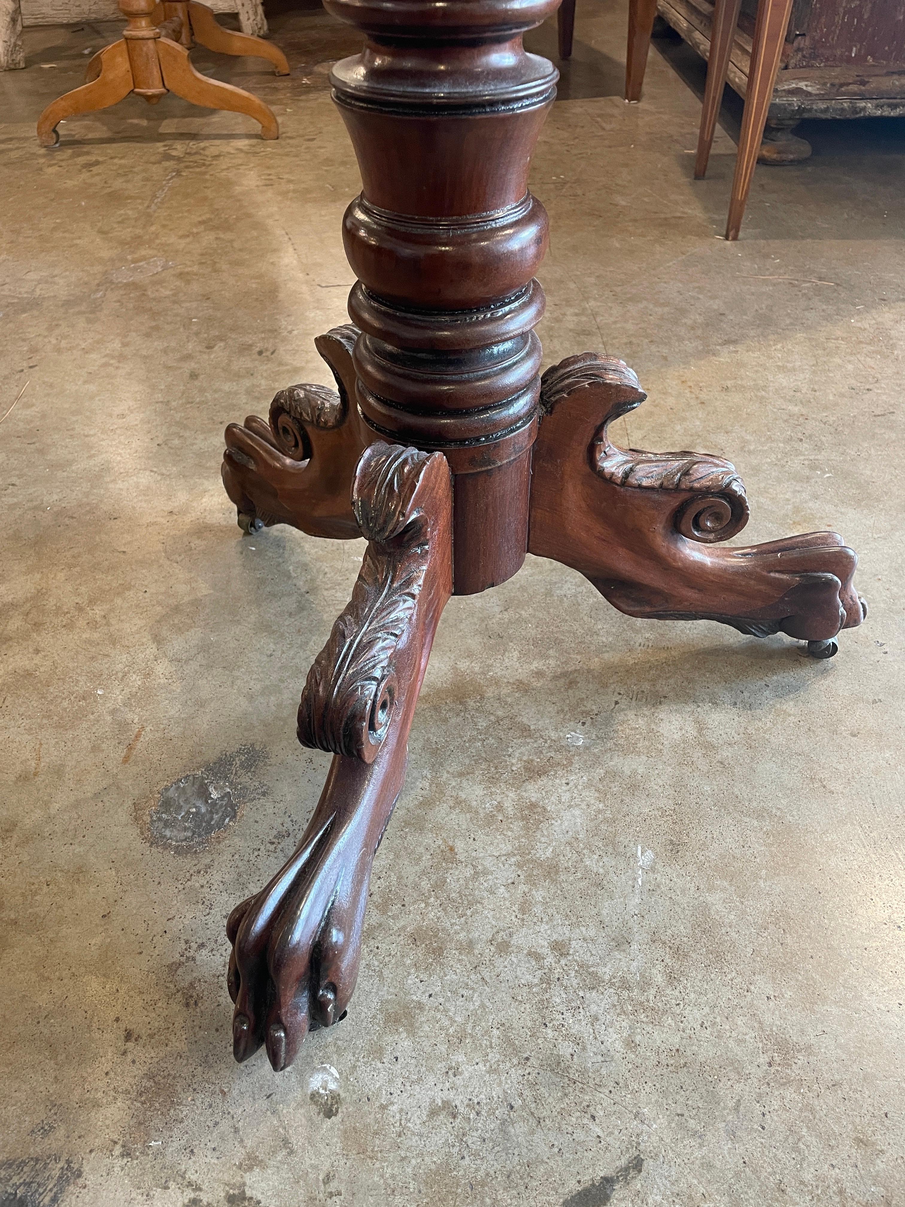 Victorian Mahogany Tilt-Top Hall/Foyer Side Table For Sale 1