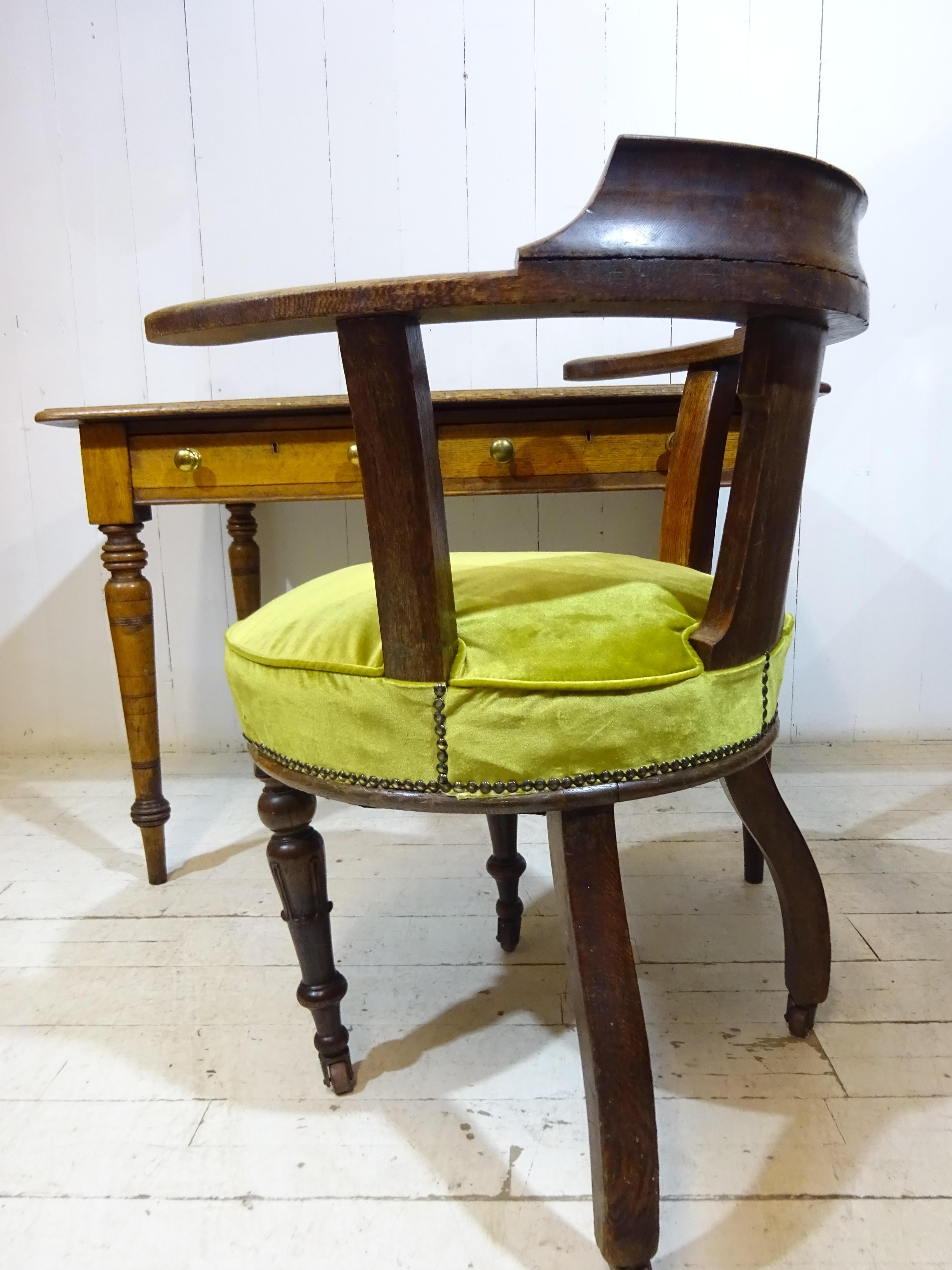 Victorian Mahogany Tub Chair For Sale at 1stDibs