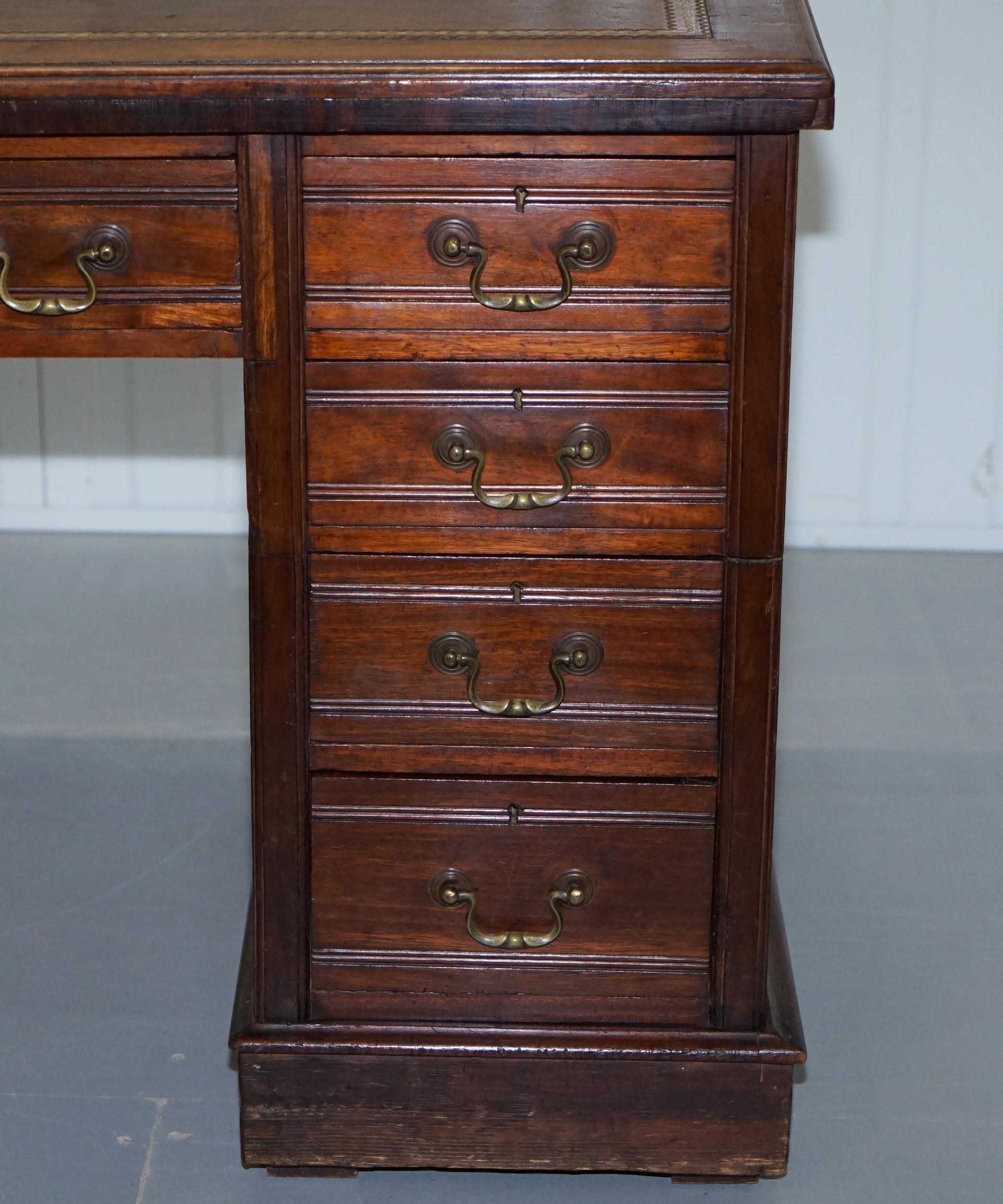 Victorian Mahogany Twin Pedestal Partner Desk Original Timber, Nice Leather Top 3