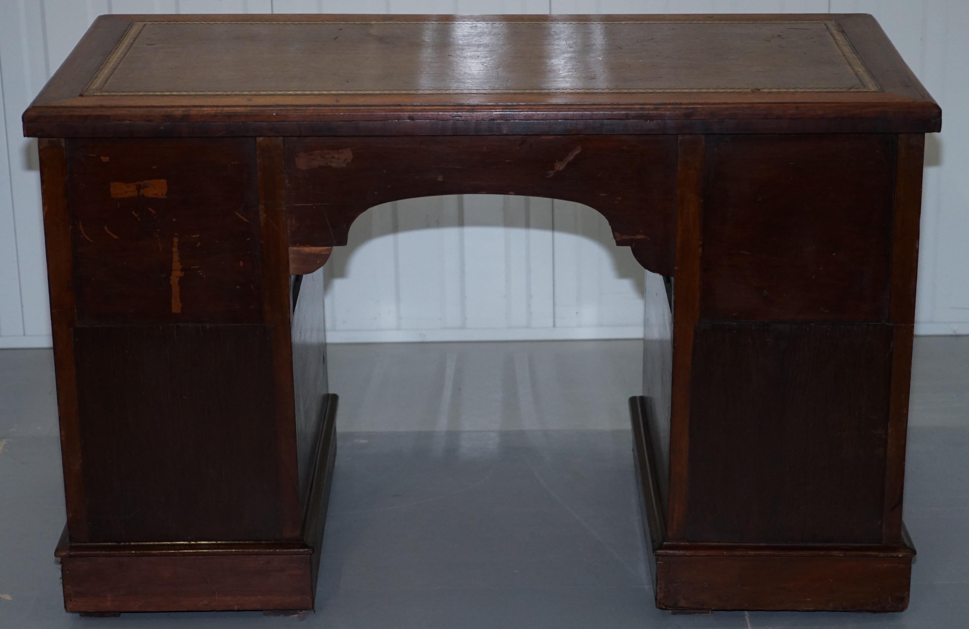 Victorian Mahogany Twin Pedestal Partner Desk Original Timber, Nice Leather Top 5