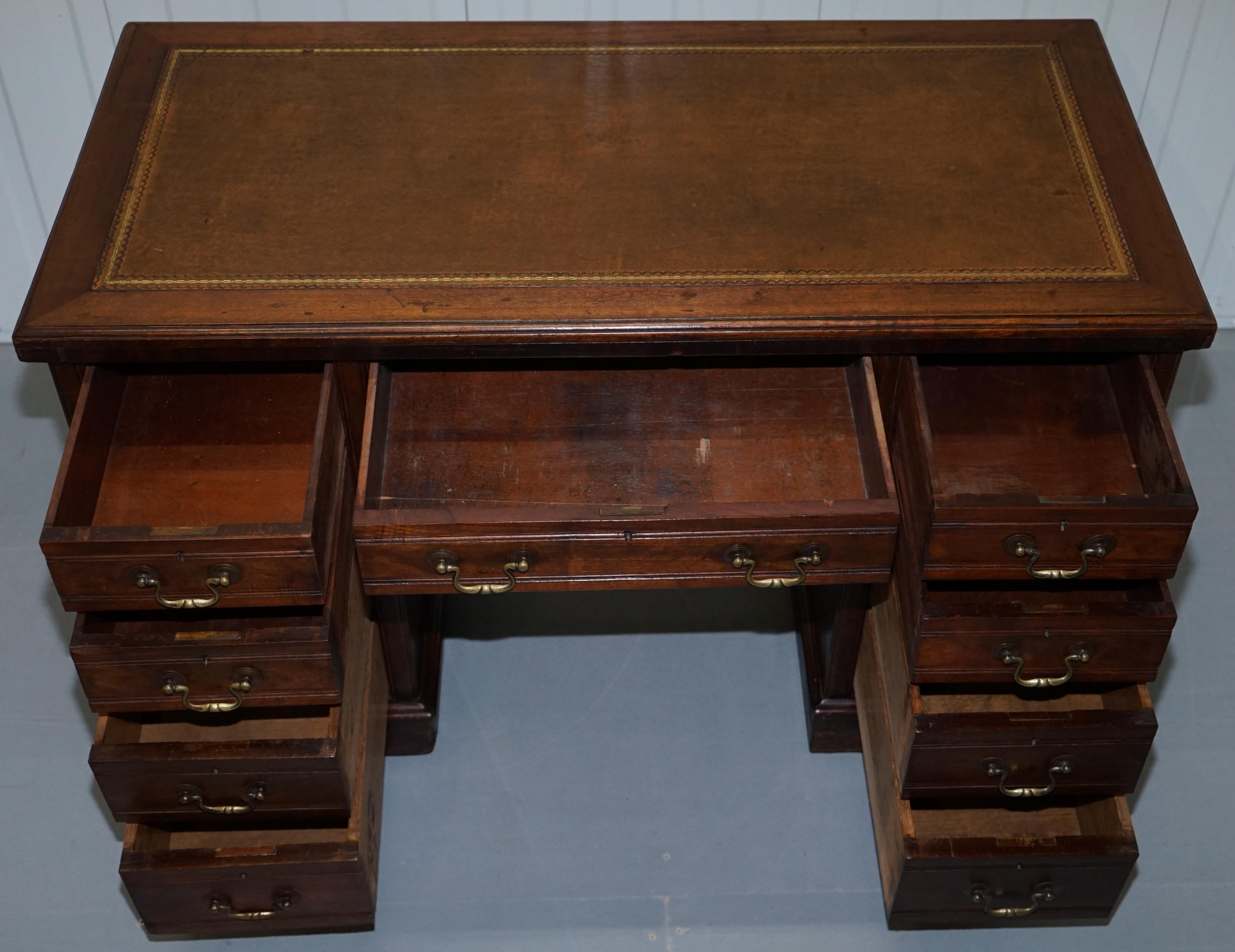 Victorian Mahogany Twin Pedestal Partner Desk Original Timber, Nice Leather Top 8