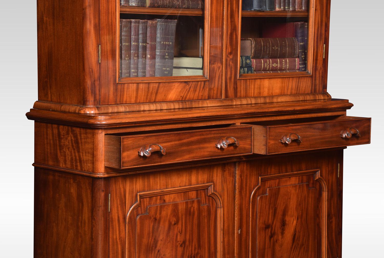 Victorian Mahogany Two-Door Bookcase For Sale 3