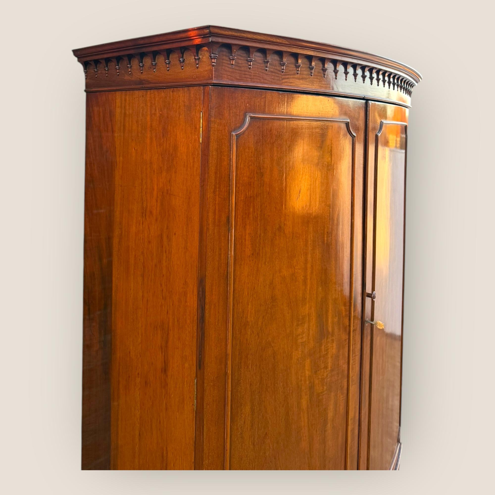 Victorian Mahogany Wardrobe 5