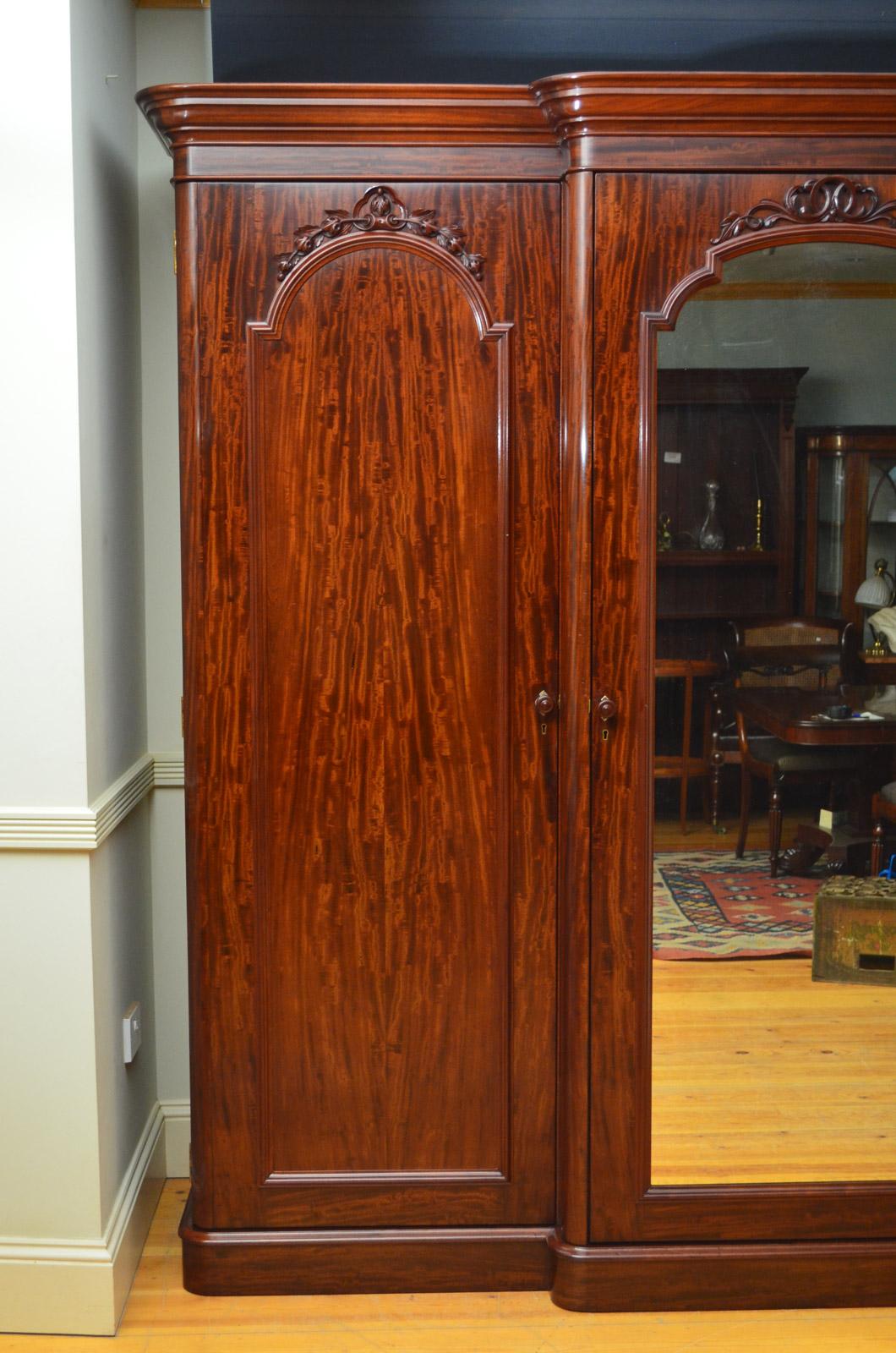 Victorian Mahogany Wardrobe 5