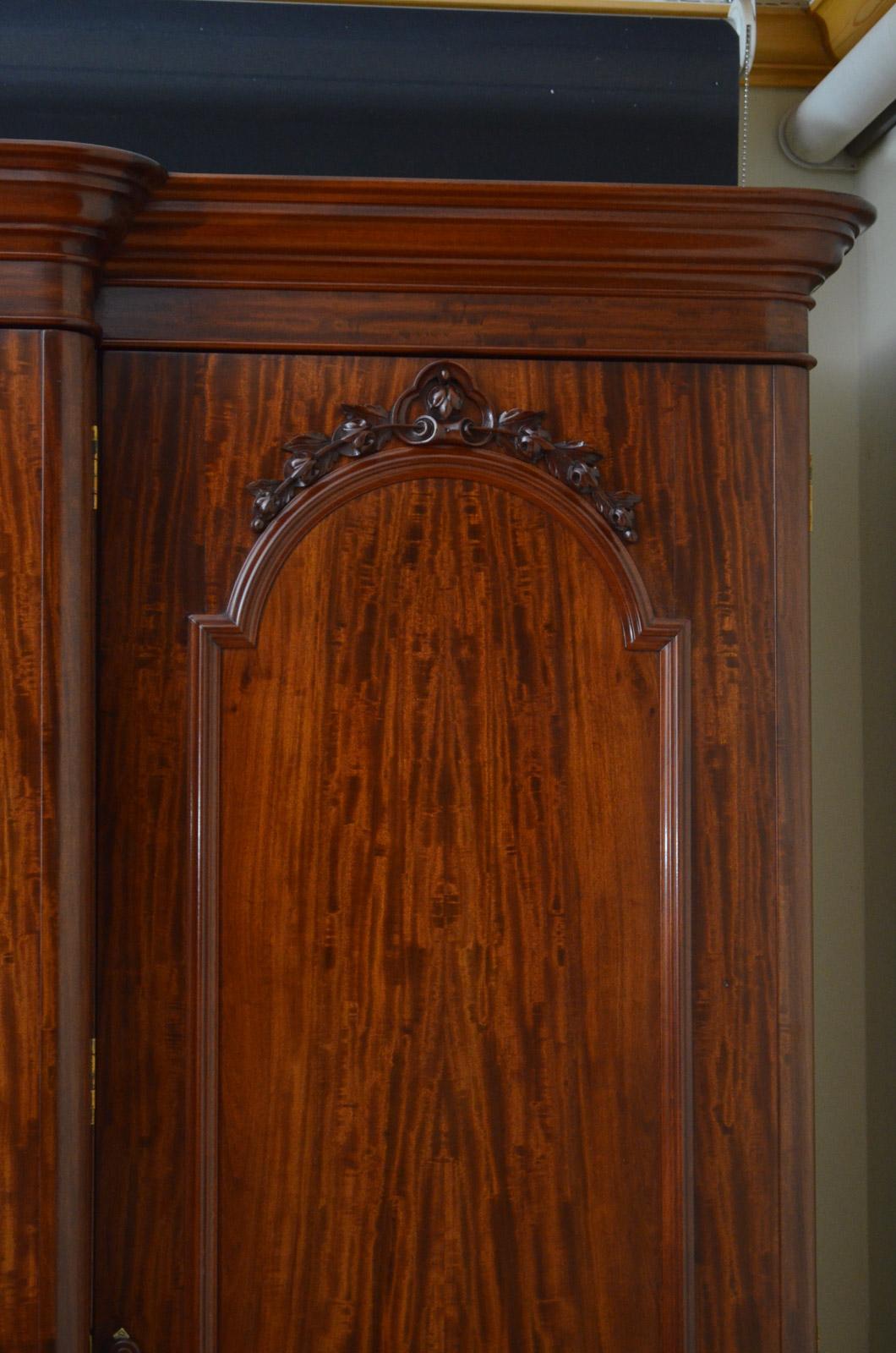 Victorian Mahogany Wardrobe 8