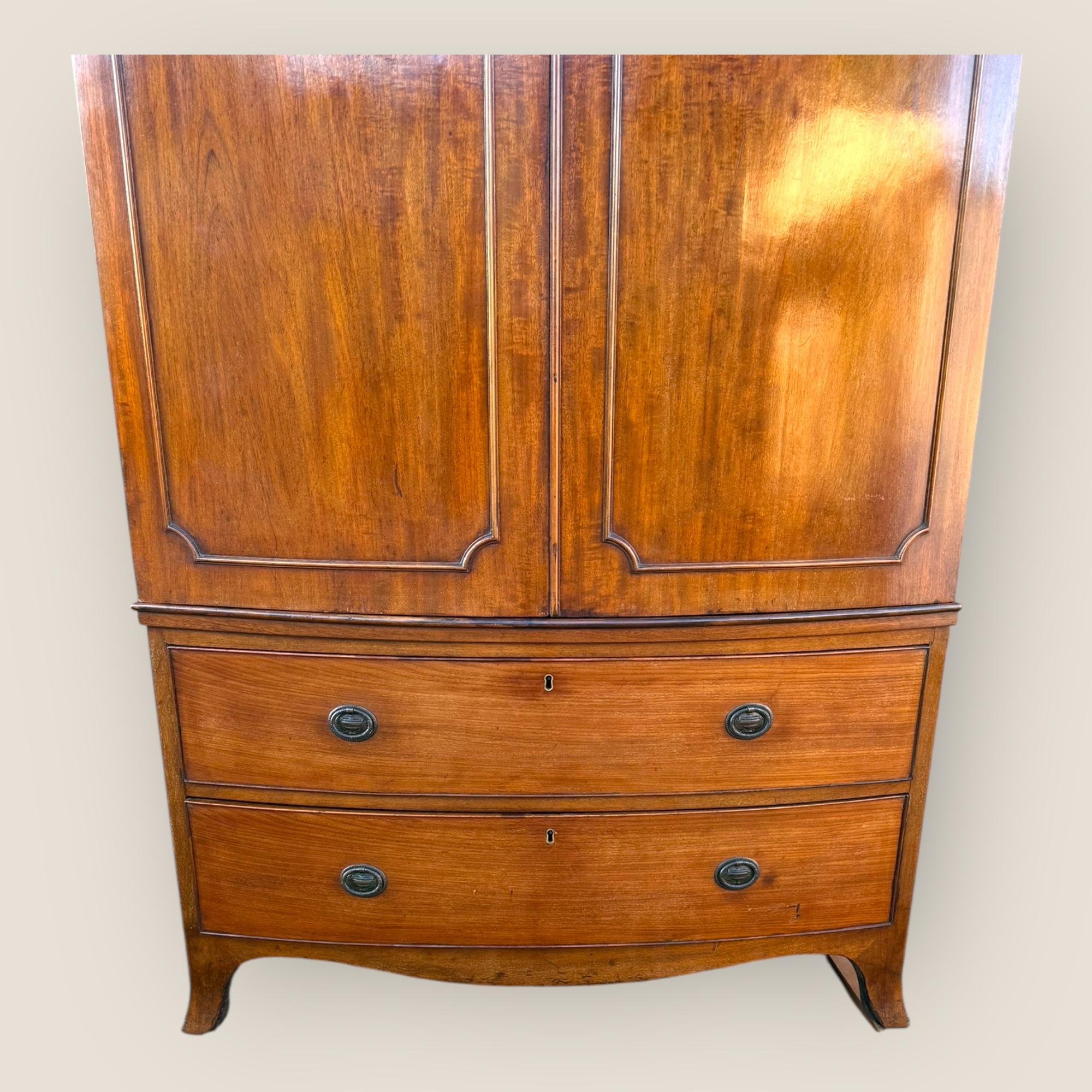 Victorian Mahogany Wardrobe In Good Condition In King's Lynn, GB