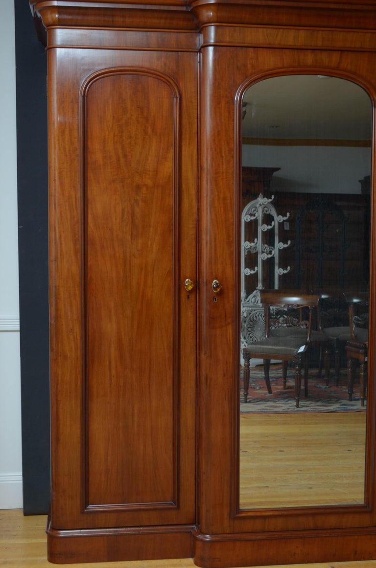 Victorian Mahogany Wardrobe For Sale At 1stdibs