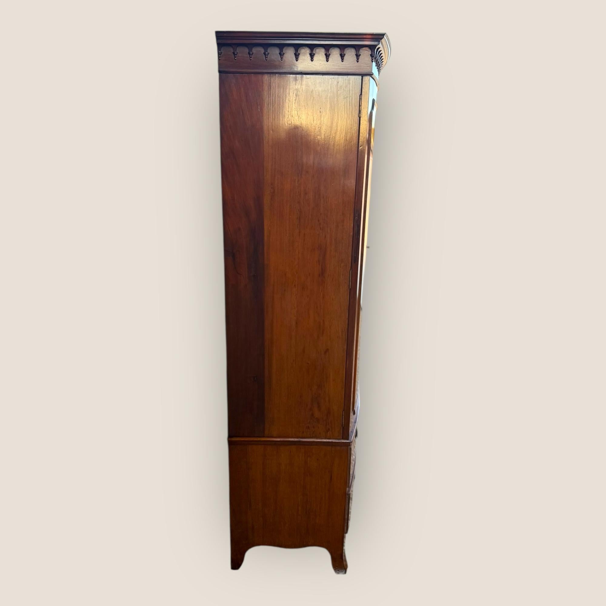 Victorian Mahogany Wardrobe 1