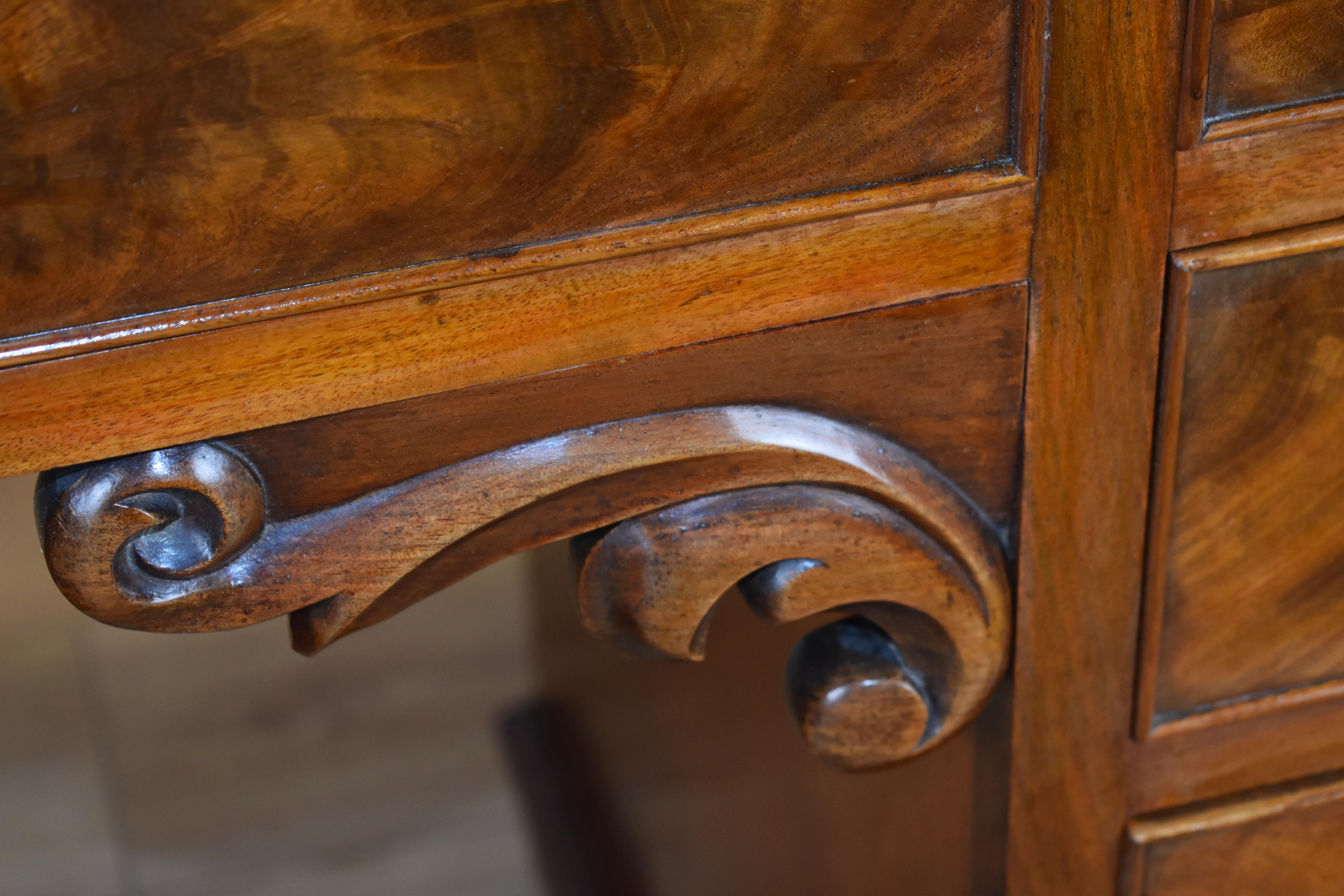 Late 19th Century Victorian Mahogany Writing Table/washstand