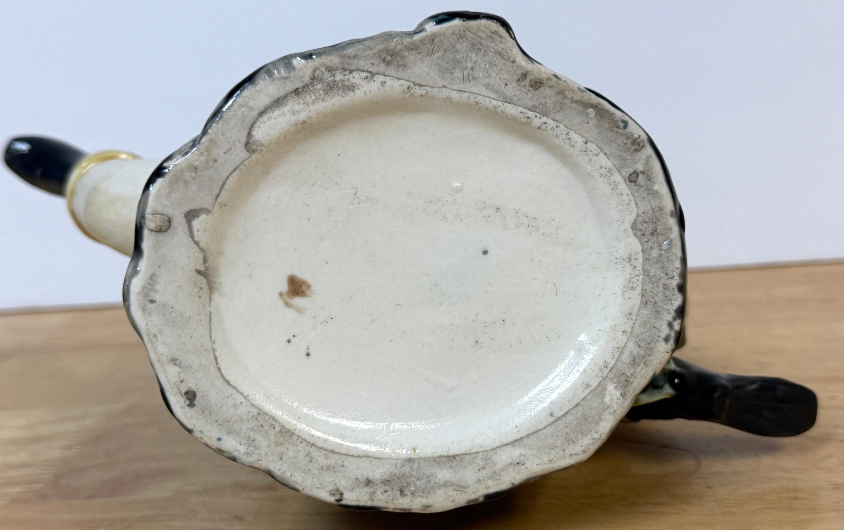 Victorian Majolica “Three-Legged Gentleman” Teapot, William Brownfield & Sons in vendita 1