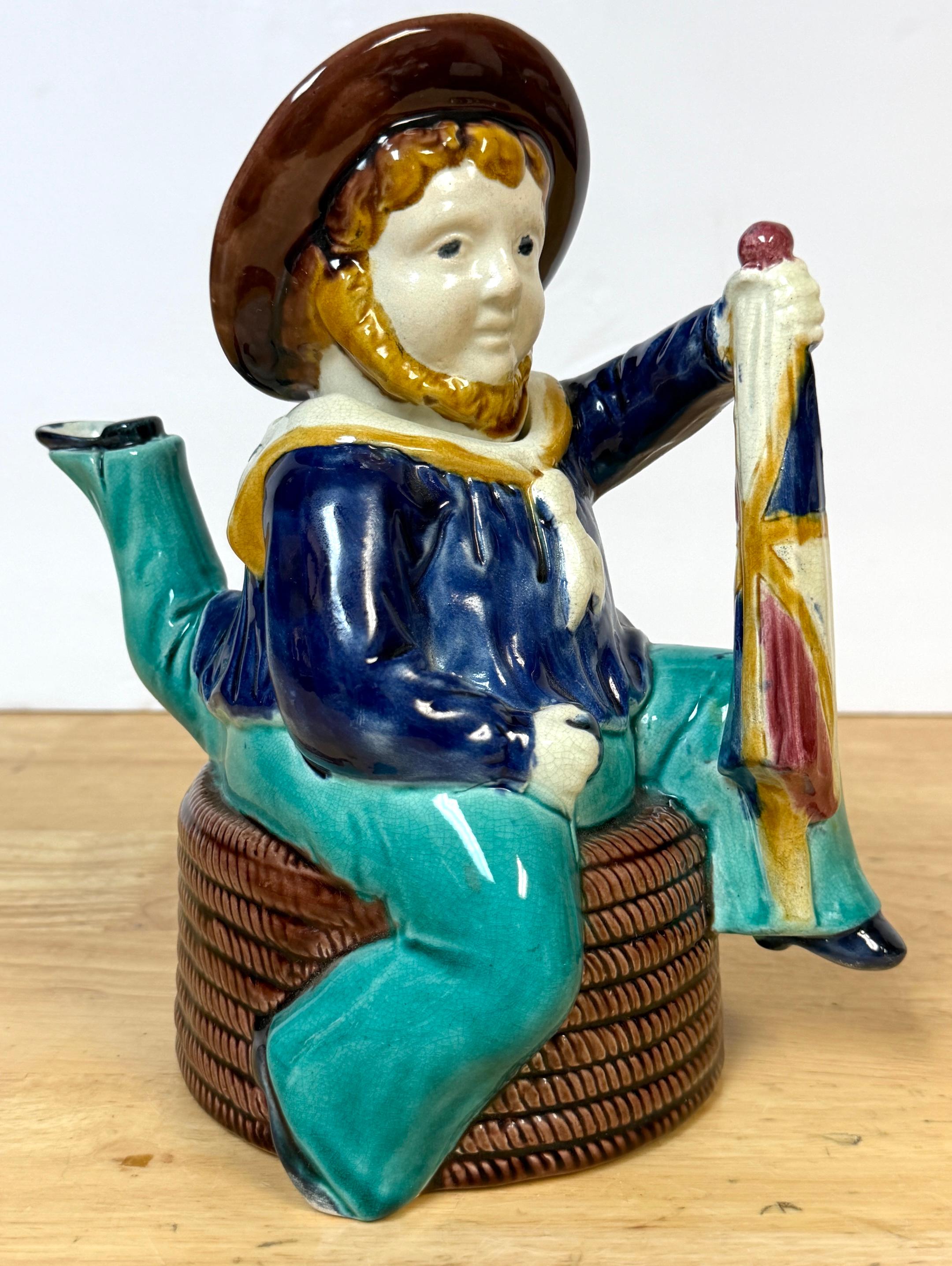Victorian Majolica “Three-Legged Sailor” Teapot, Attributed William Brownfield en venta 2