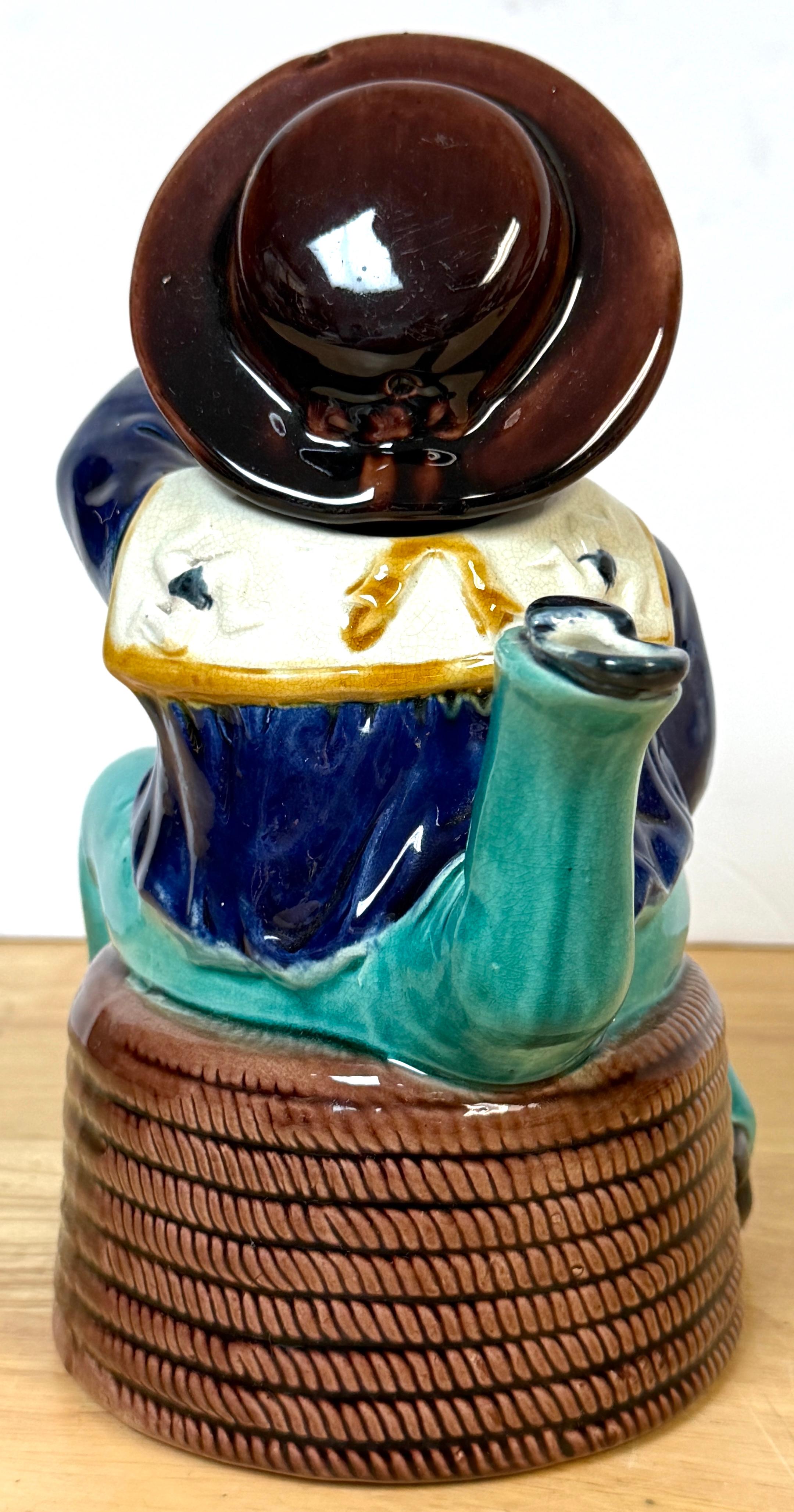 Victorian Majolica “Three-Legged Sailor” Teapot, Attributed William Brownfield Glaseado en venta