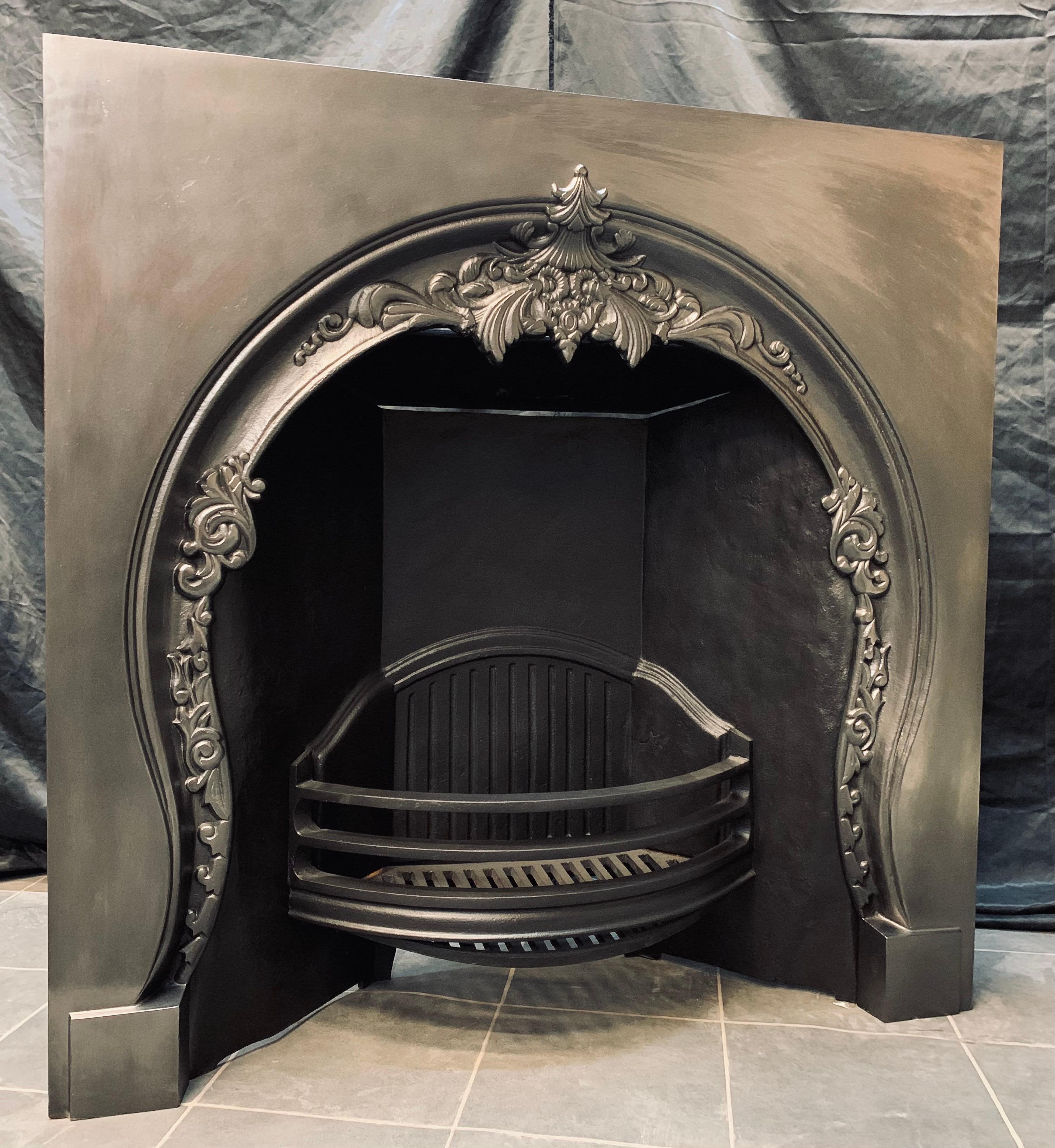 Victorian Manner Horse Shoe Cast Iron Fireplace Insert 4