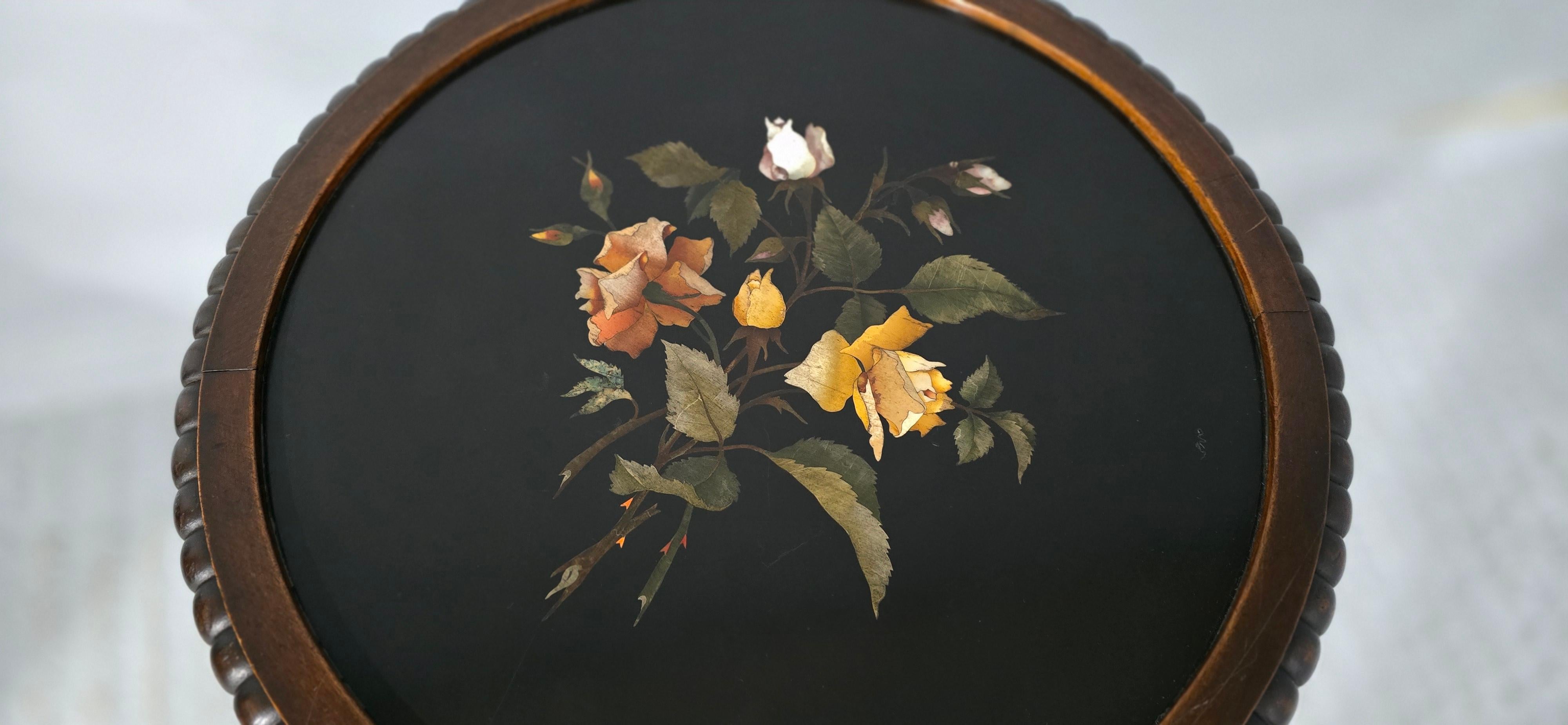 italien Table victorienne Pietra Dura en vente