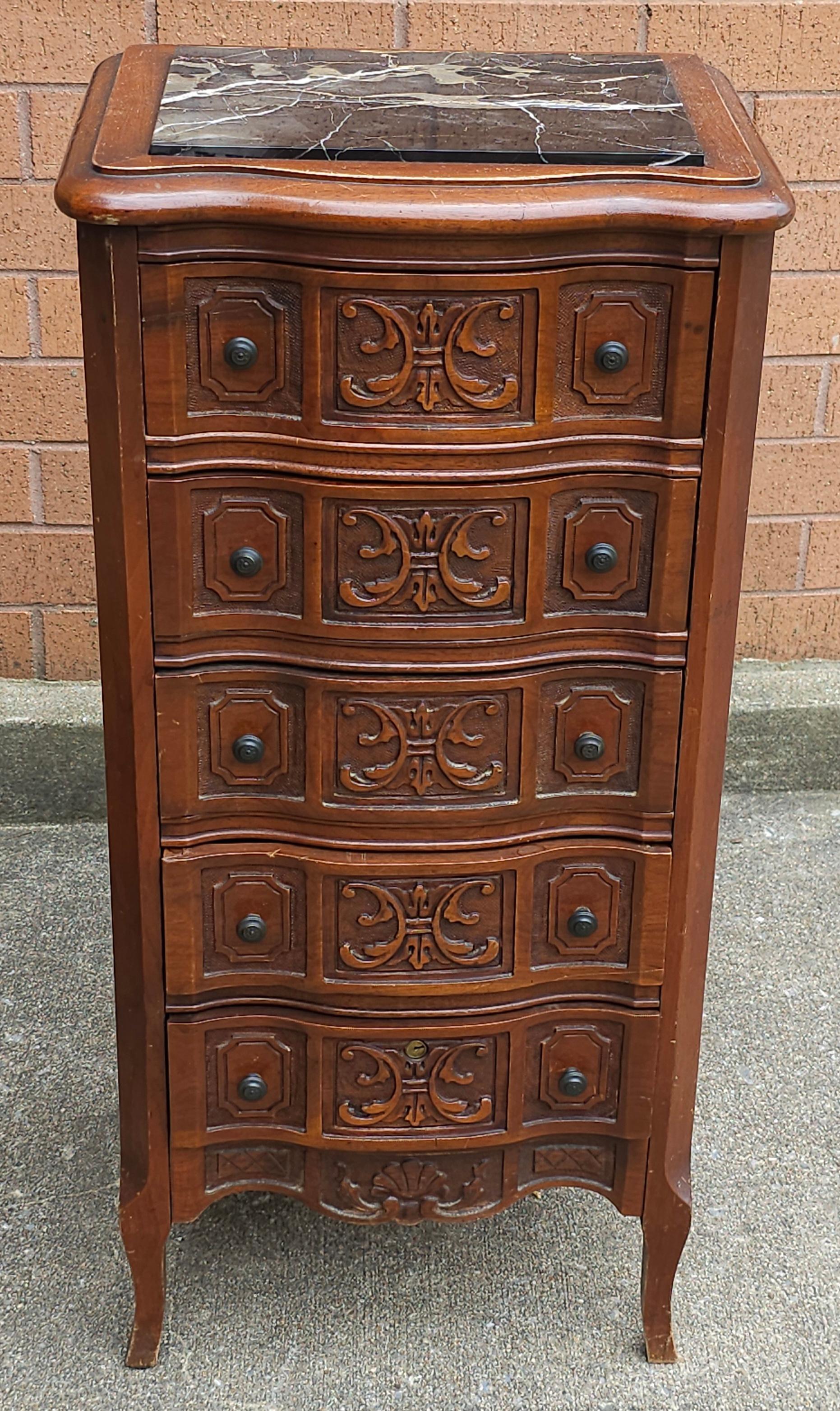 Arcón joyero victoriano de nogal de estilo provincial con tapa de mármol Norteamericano en venta