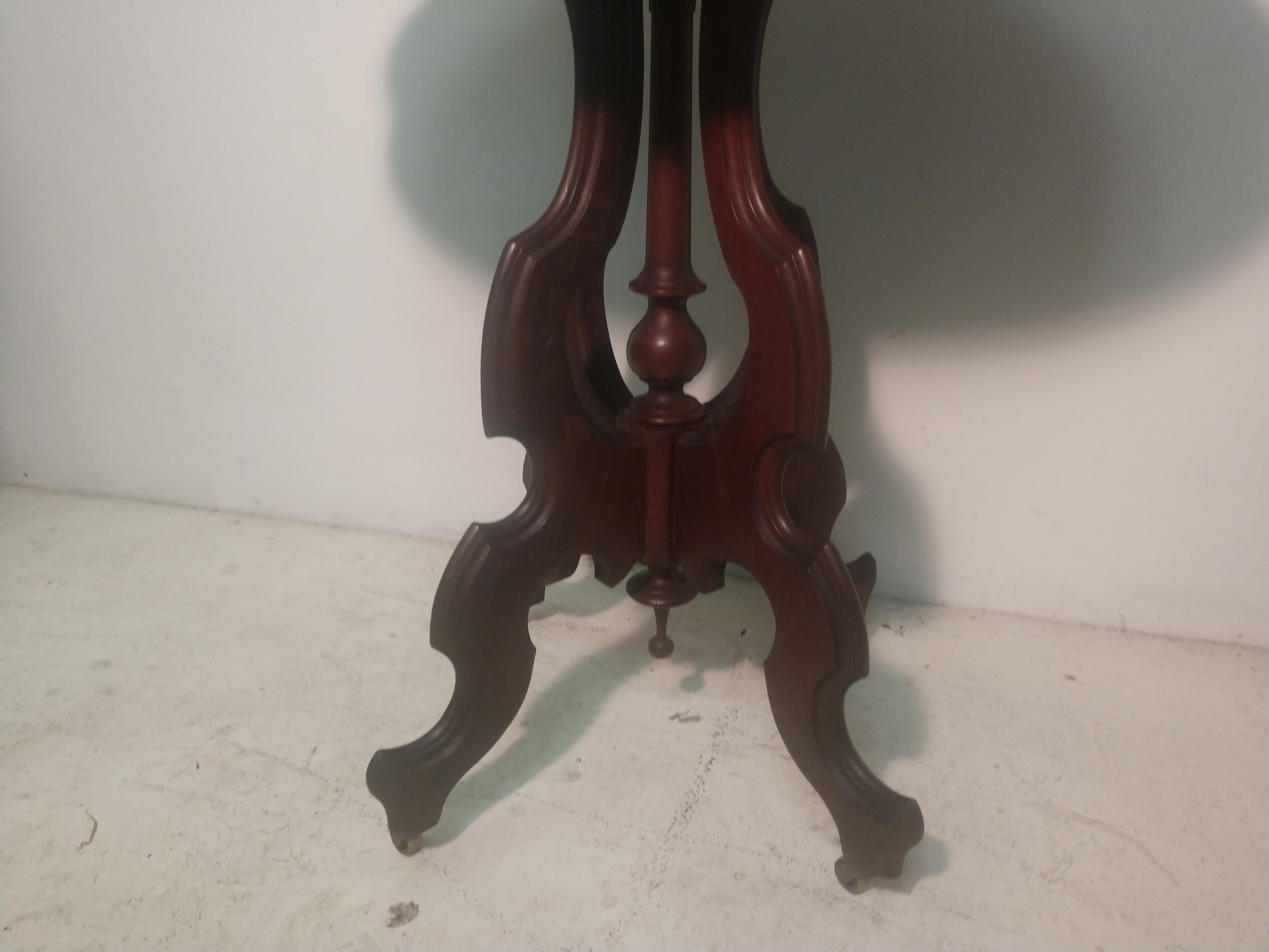 Late Victorian Victorian Marble-Top Walnut Parlour Table, circa 1880