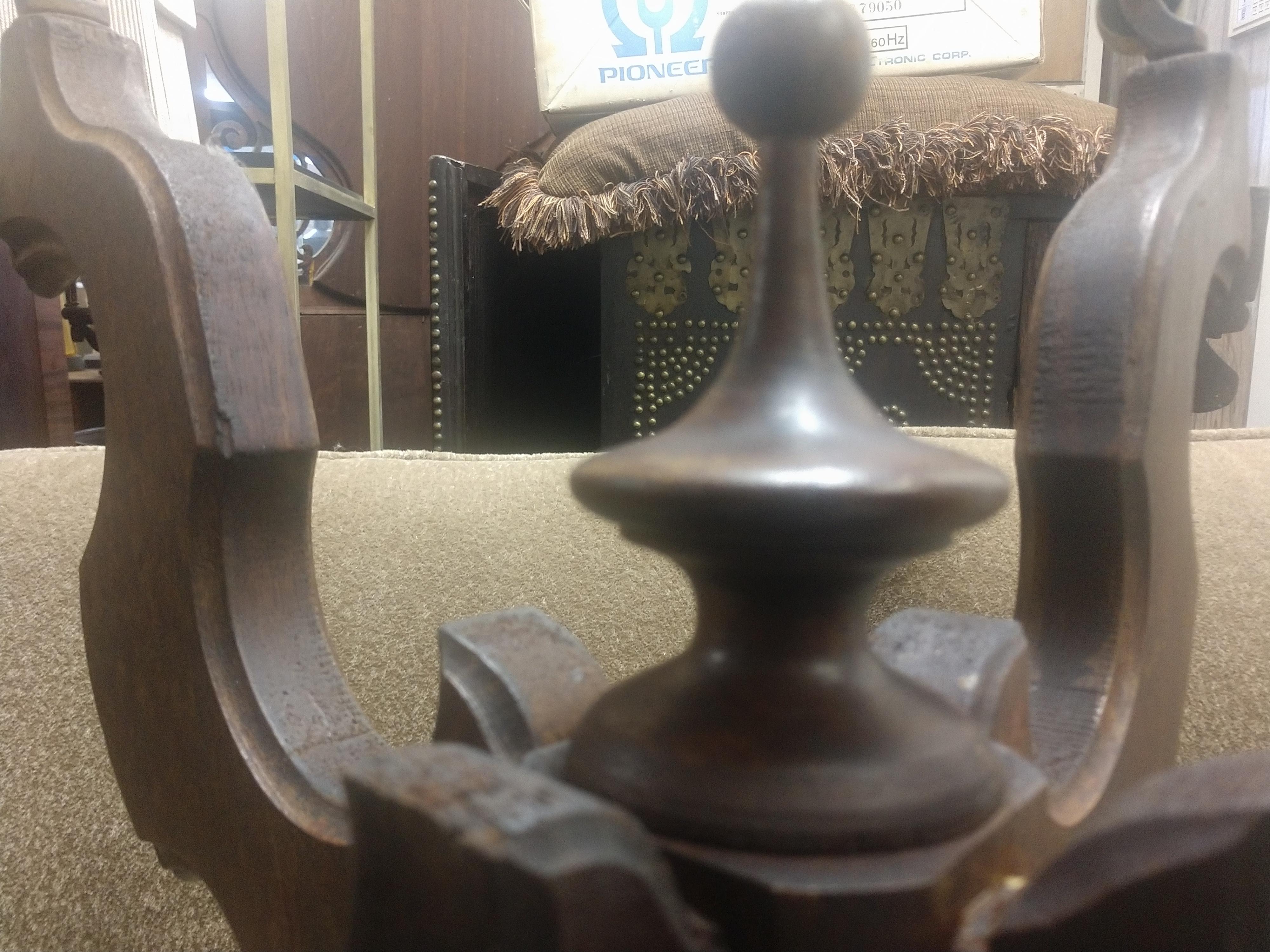 Victorian Marble-Top Walnut Parlour Table, circa 1880 In Good Condition In Port Jervis, NY