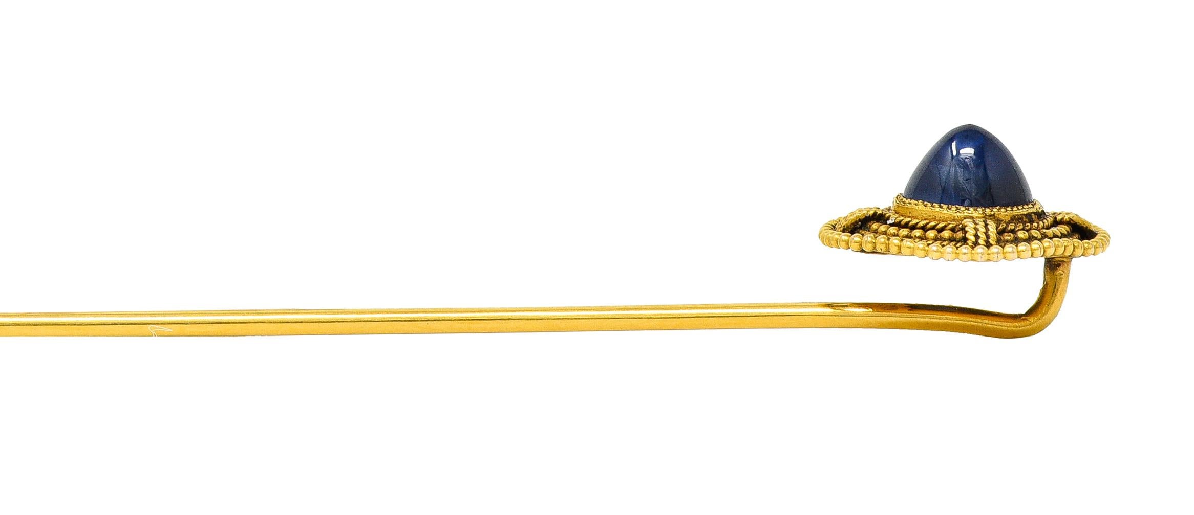 Victorian Marcus & Co. Épingle à cravate ancienne en or jaune 14 carats avec saphir cabochon en vente 2