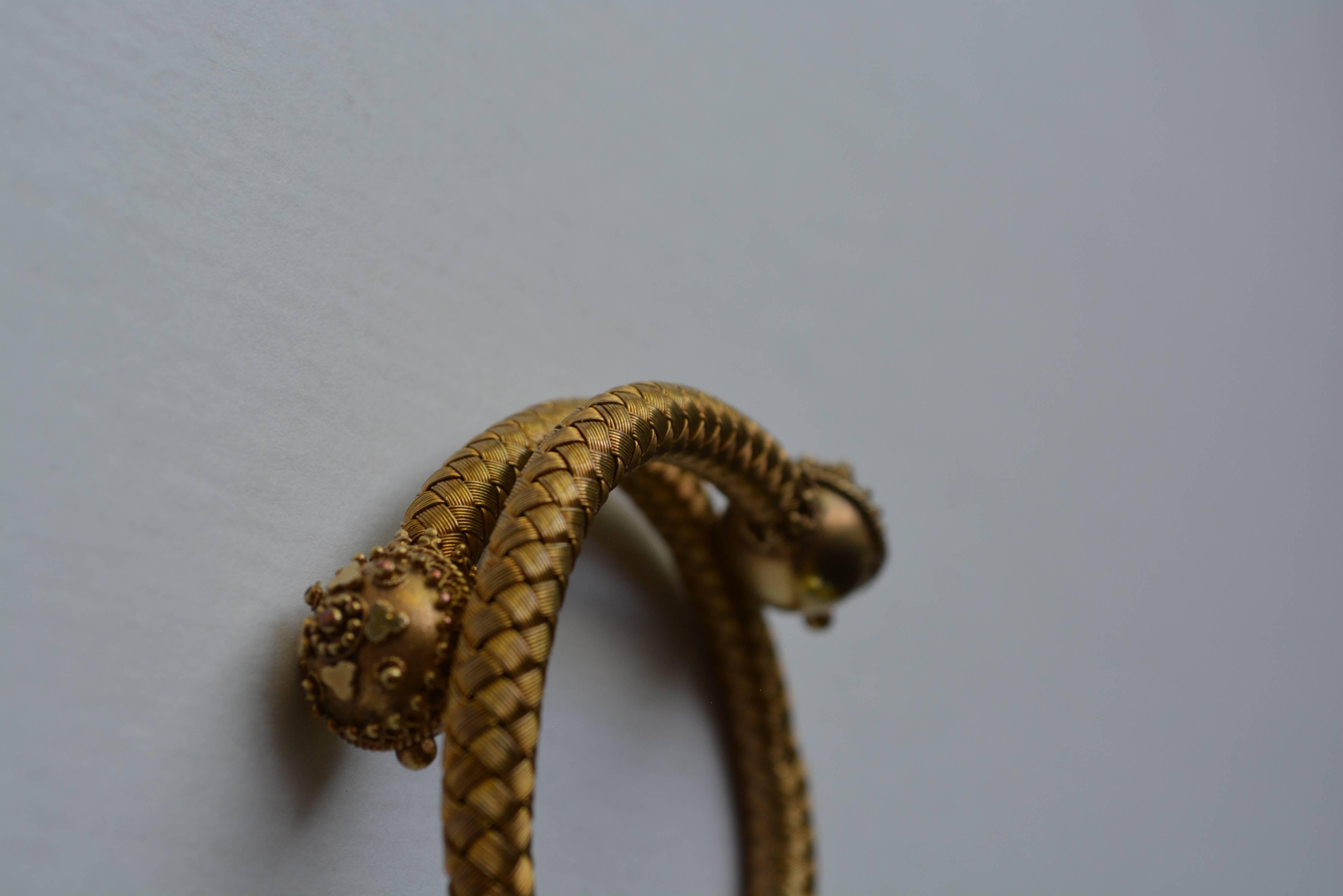 Victorian Mesh Etruscan Bracelet In Excellent Condition For Sale In Roxbury, CT
