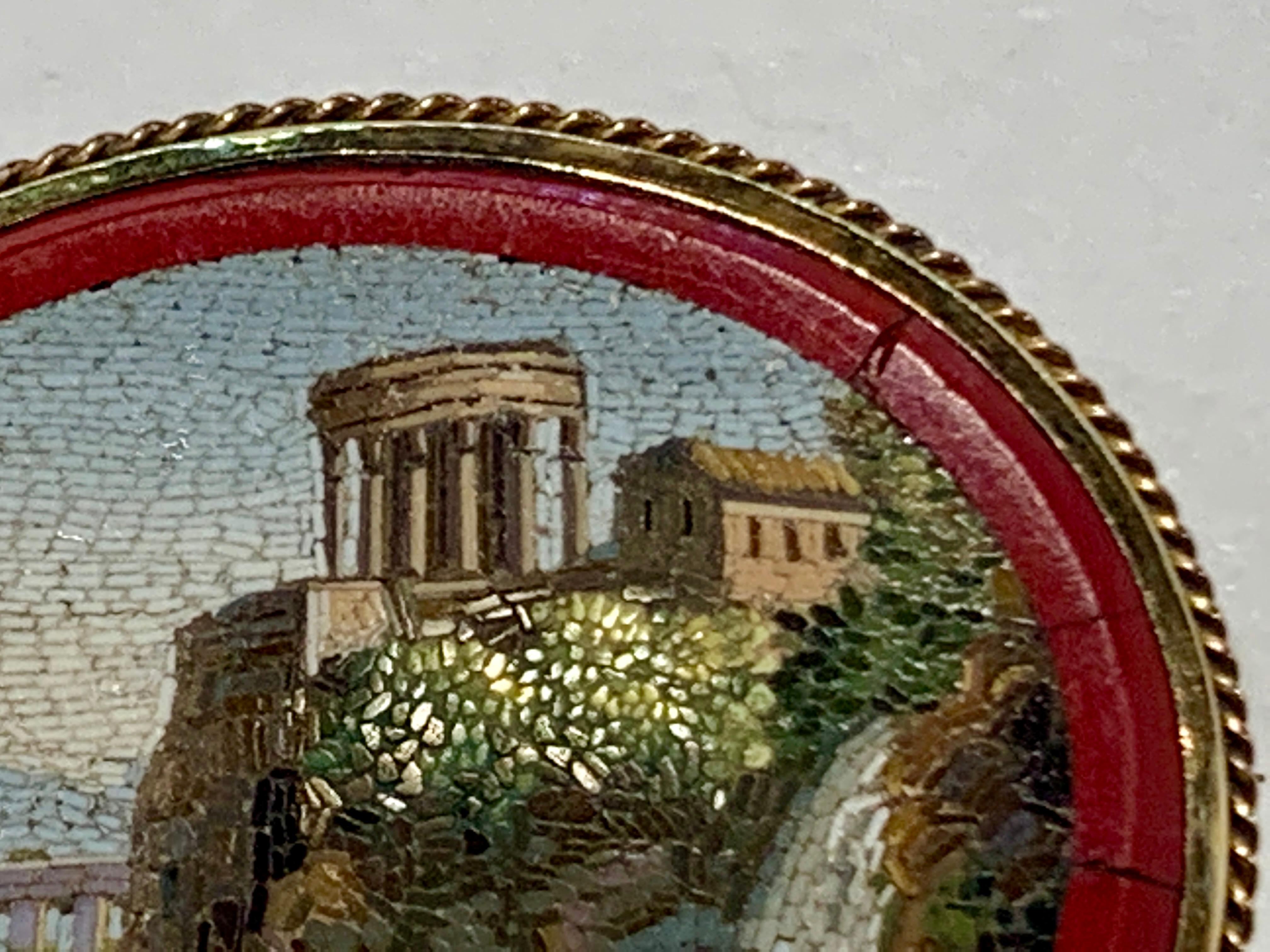 Victorian Micromosaic Villa Gregoriana and Temple of Vesta 9ct Gold Brooch In Good Condition For Sale In Austin, TX