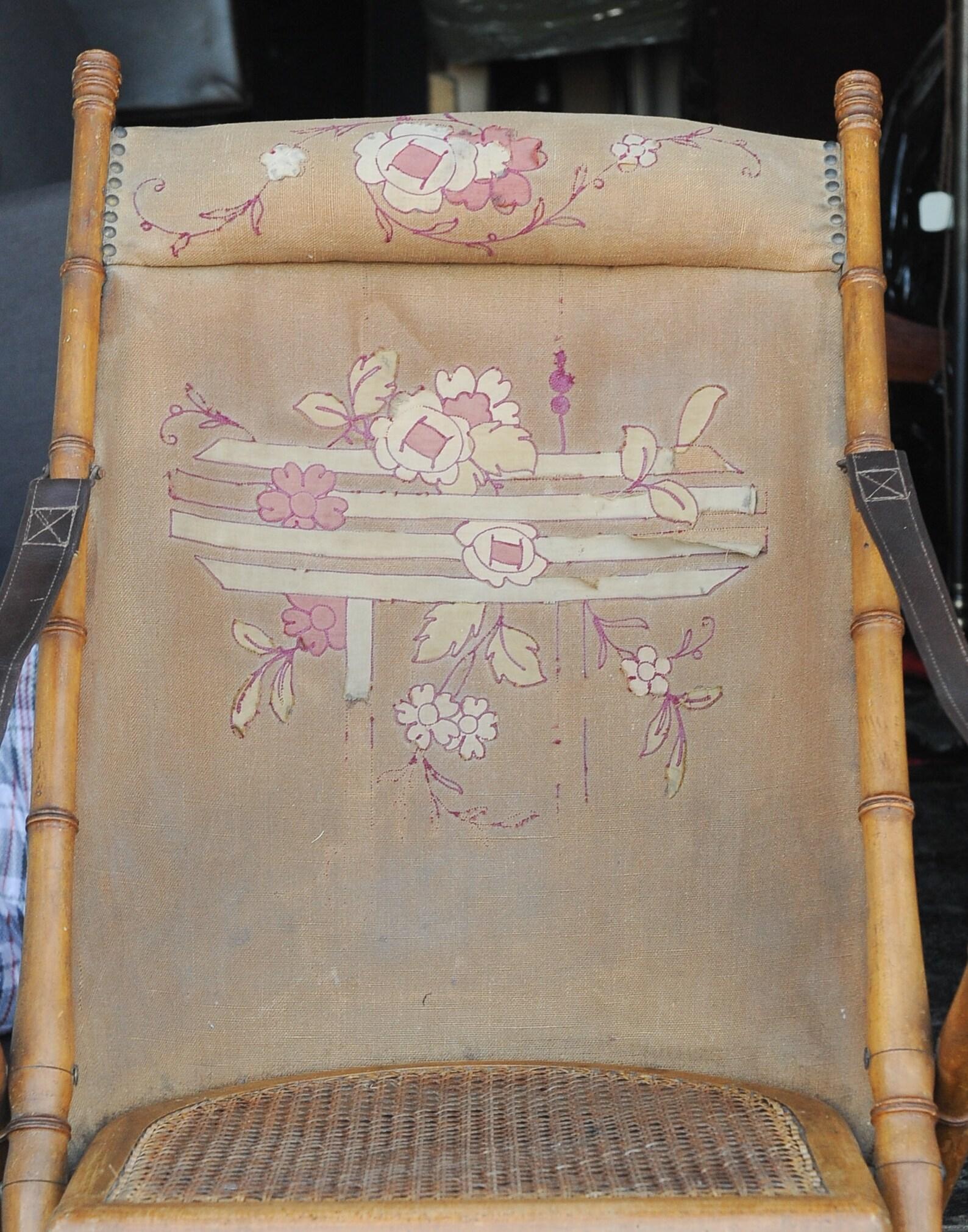 Victorian Military Campaigner Folding Faux Bambus bestickt Safari Canvas Stuhl (Handgewebt) im Angebot