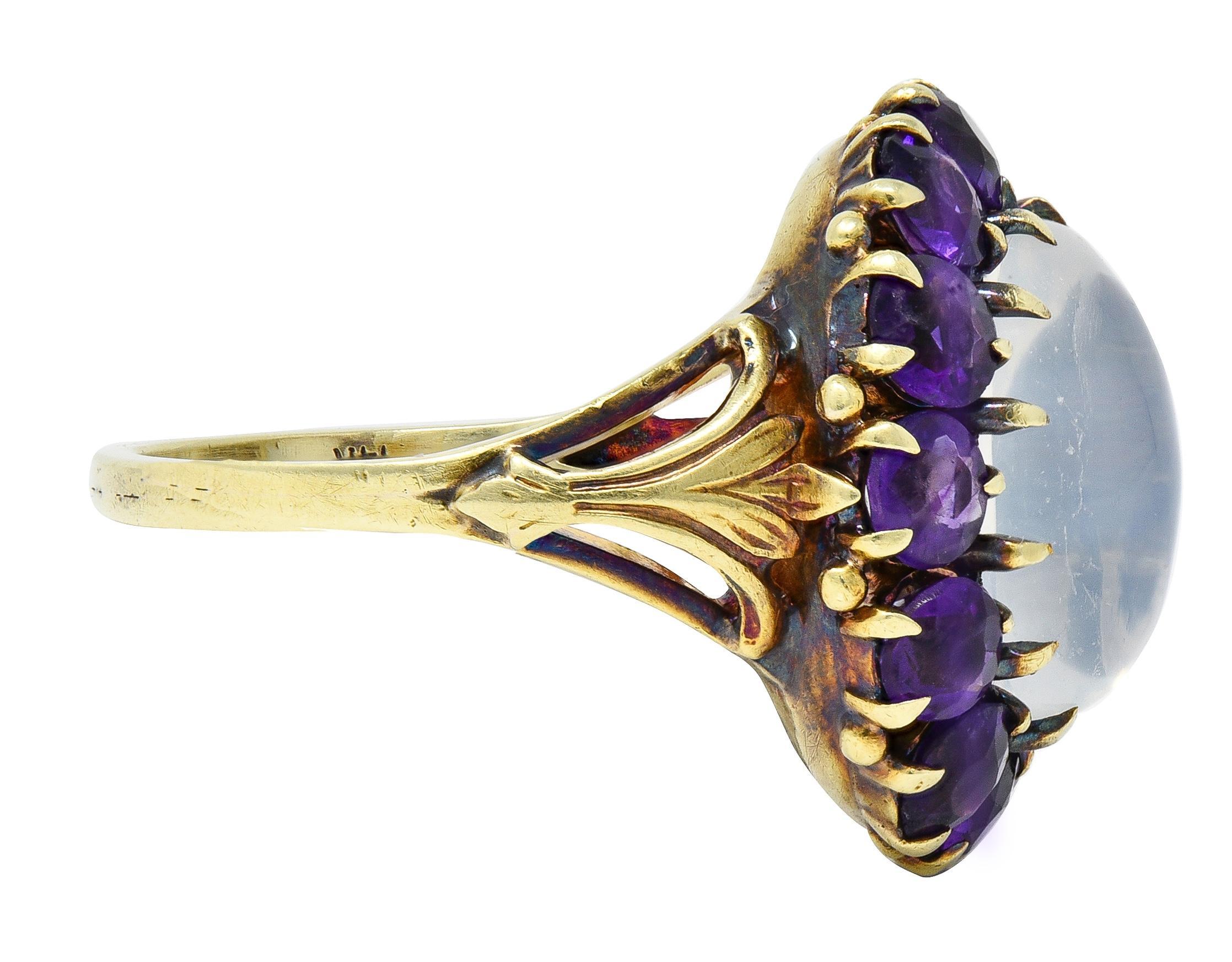 Vittoriano Anello vittoriano con pietra di luna e ametista, in oro giallo 14 carati, con fiore aureolato antico in vendita