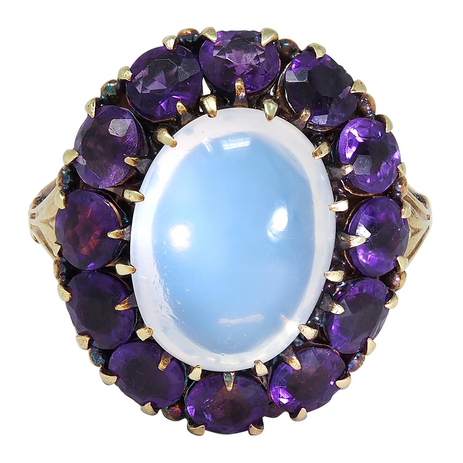 Anillo Victoriano de Flor de Lis de Amatista de Piedra Lunar de Oro Amarillo de 14 Kilates con Halo Antiguo en venta 3