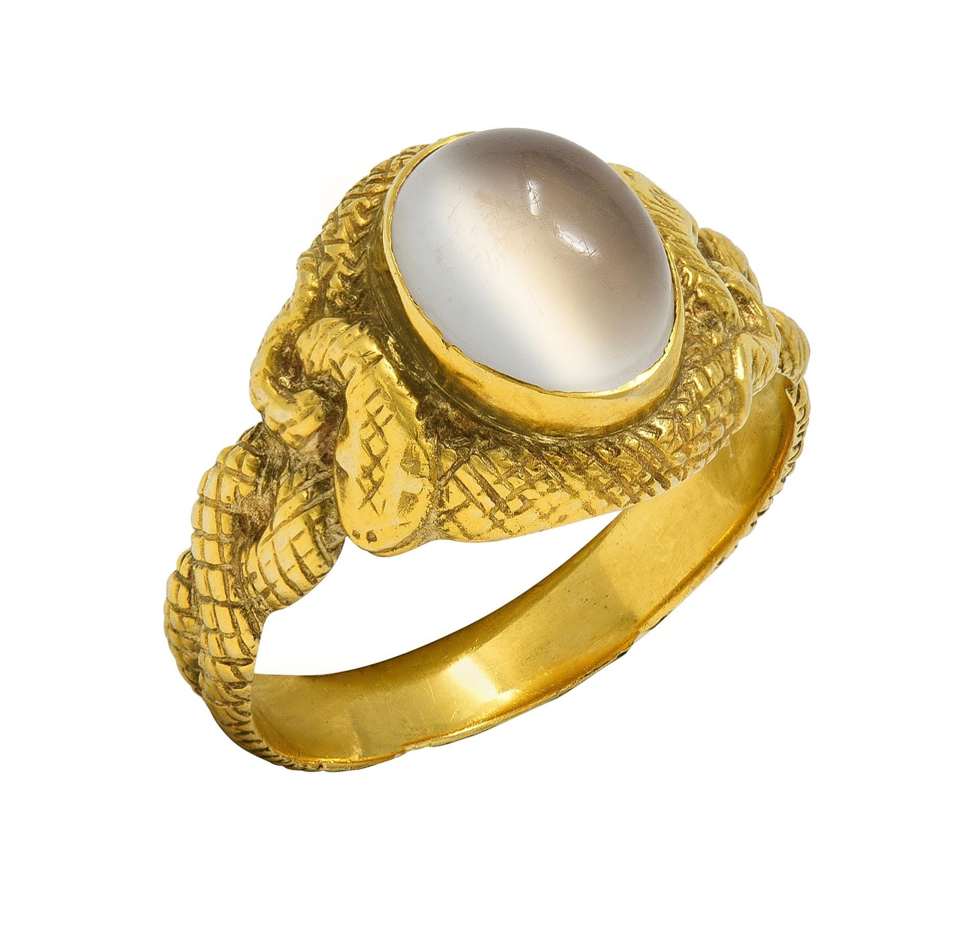 Victorien Bague unisexe victorienne en or jaune 14 carats avec cabochon de pierre de lune en vente