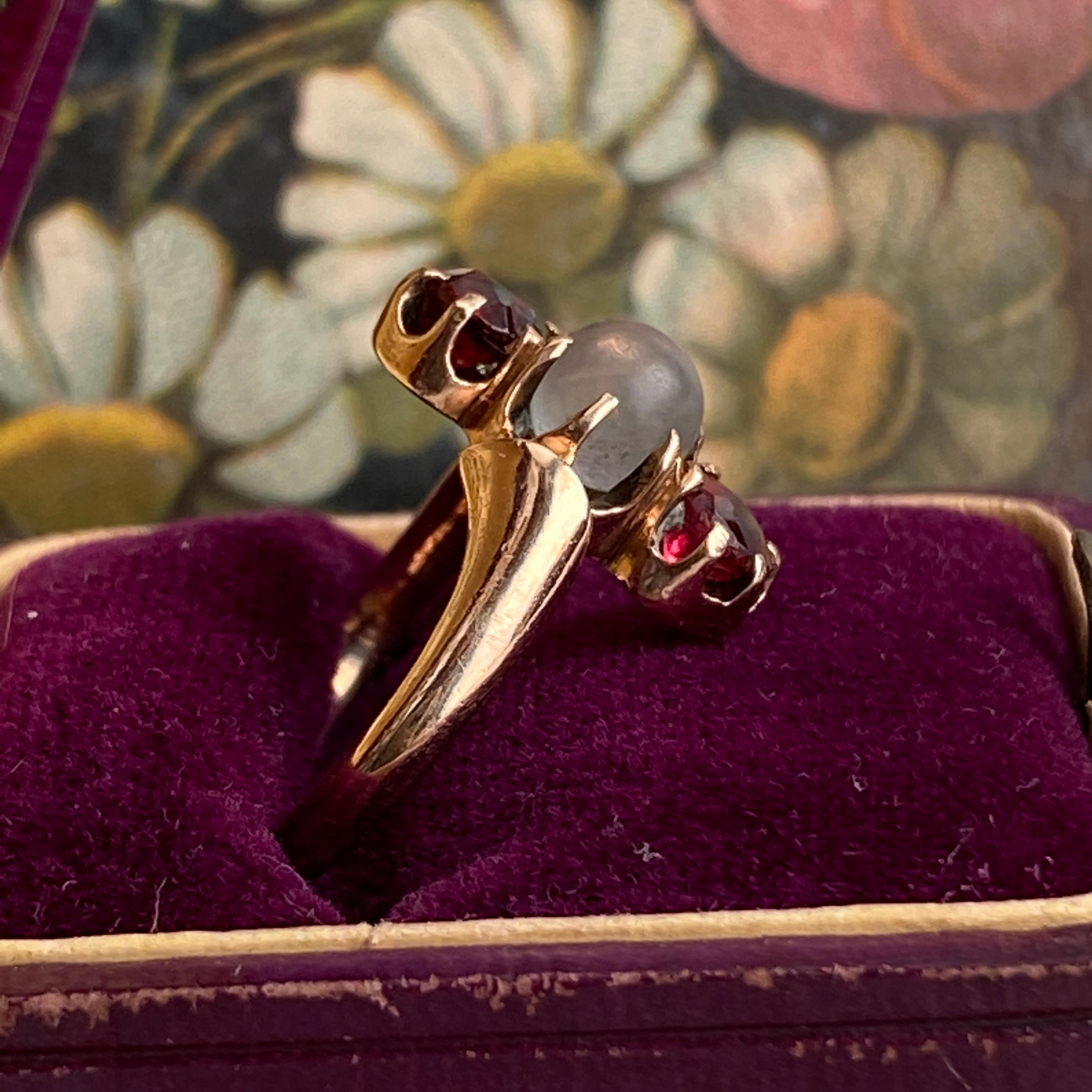 Viktorianischer Mondstein & Granat 14K Rose Gold Ring im Angebot 3