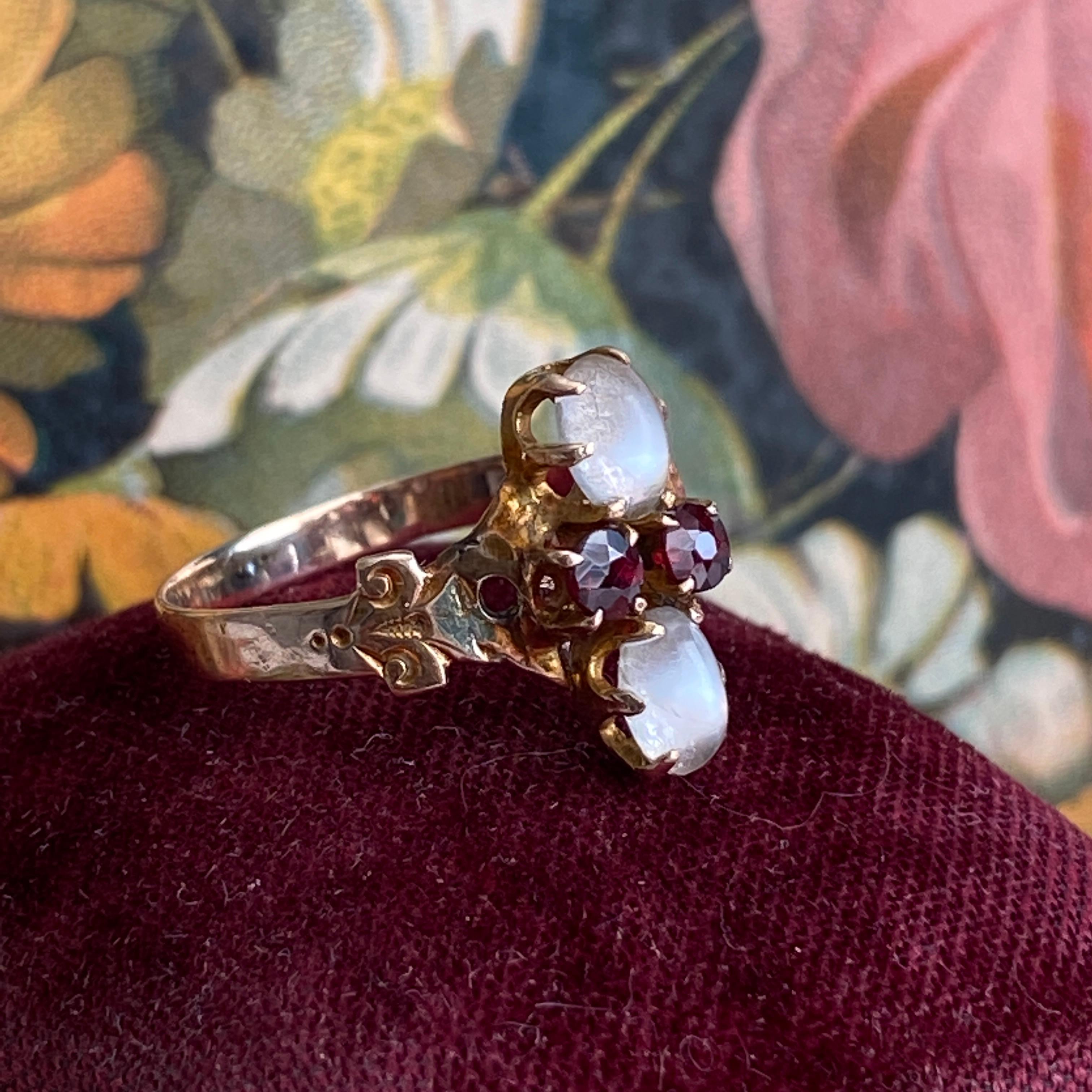 Viktorianischer Mondstein & Granat 14K Rose Gold Ring im Angebot 4