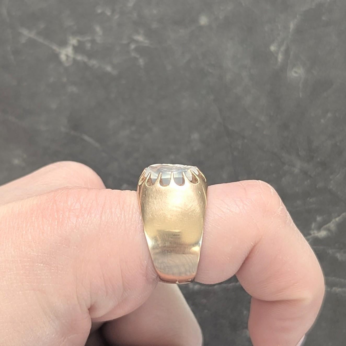 Bague unisexe victorienne en or jaune 14 carats avec pierre de lune entaillée en vente 4