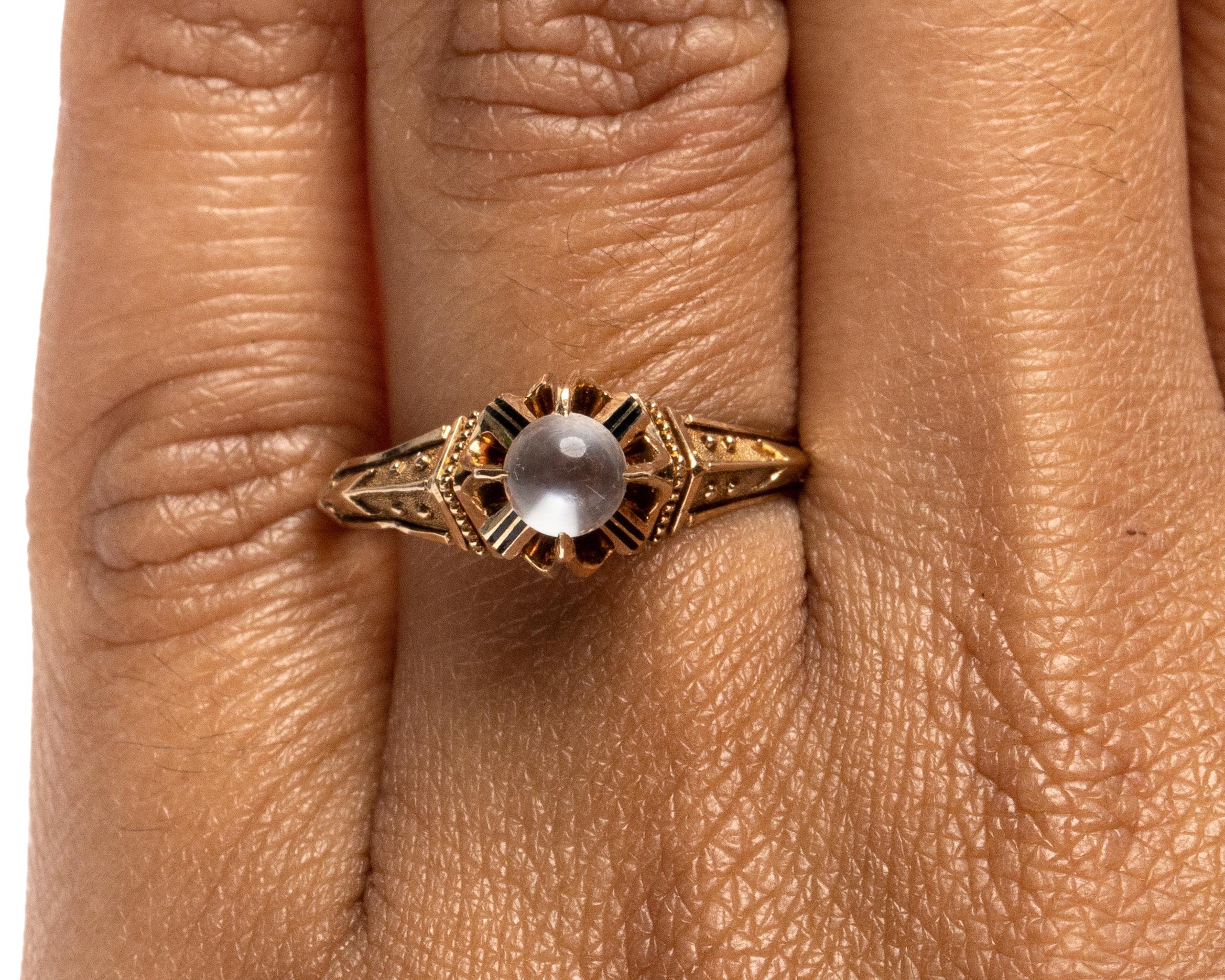 Victorian Moonstone Sphere in Detailed Claw Mounting Carved Gold Solitaire Ring In Good Condition In Addison, TX