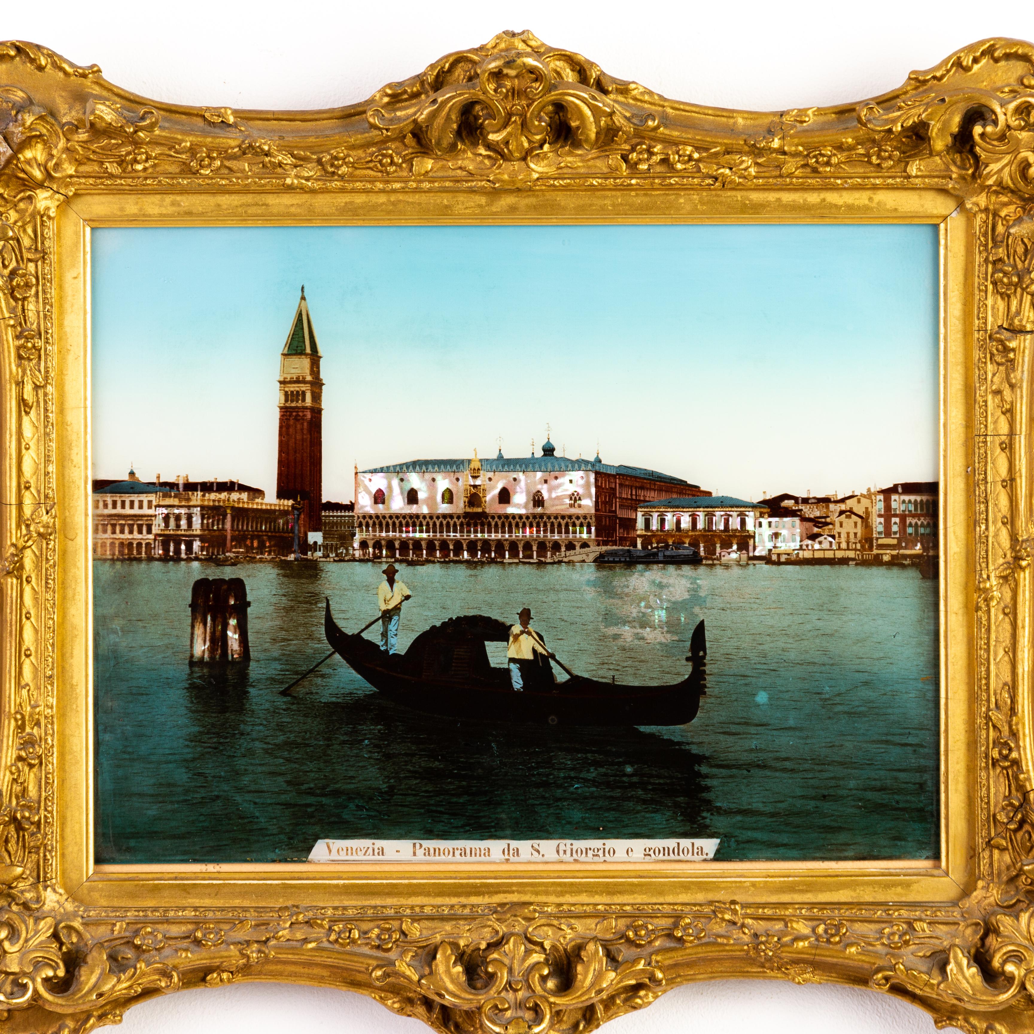In buone condizioni
Da una collezione privata
Spedizione internazionale gratuita
Crystoleum di madreperla della gondola veneziana 