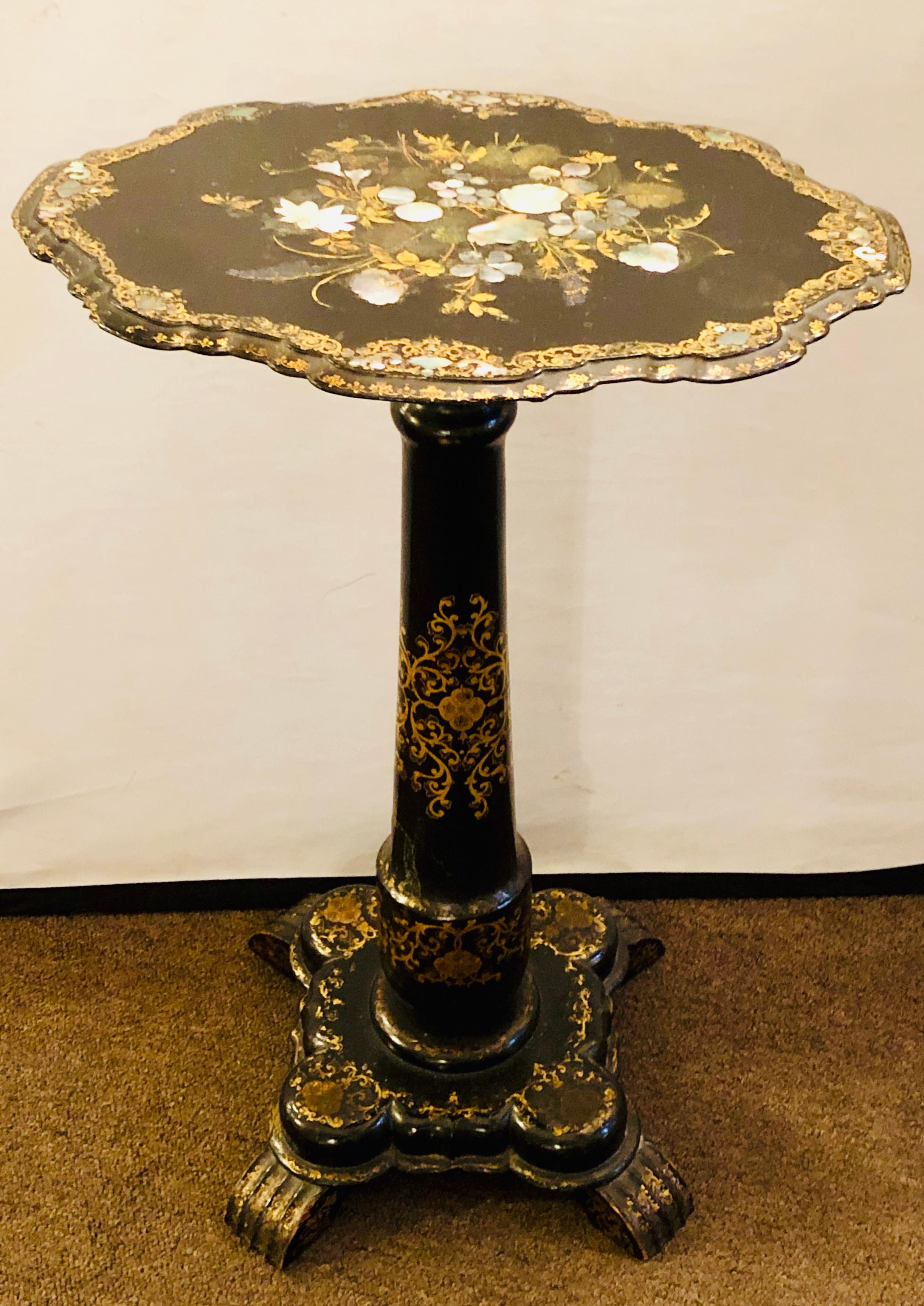 Victorian Mother of Pearl Inlaid 19th Century Tilt-Top Candle Stand / Tea Table In Good Condition In Stamford, CT