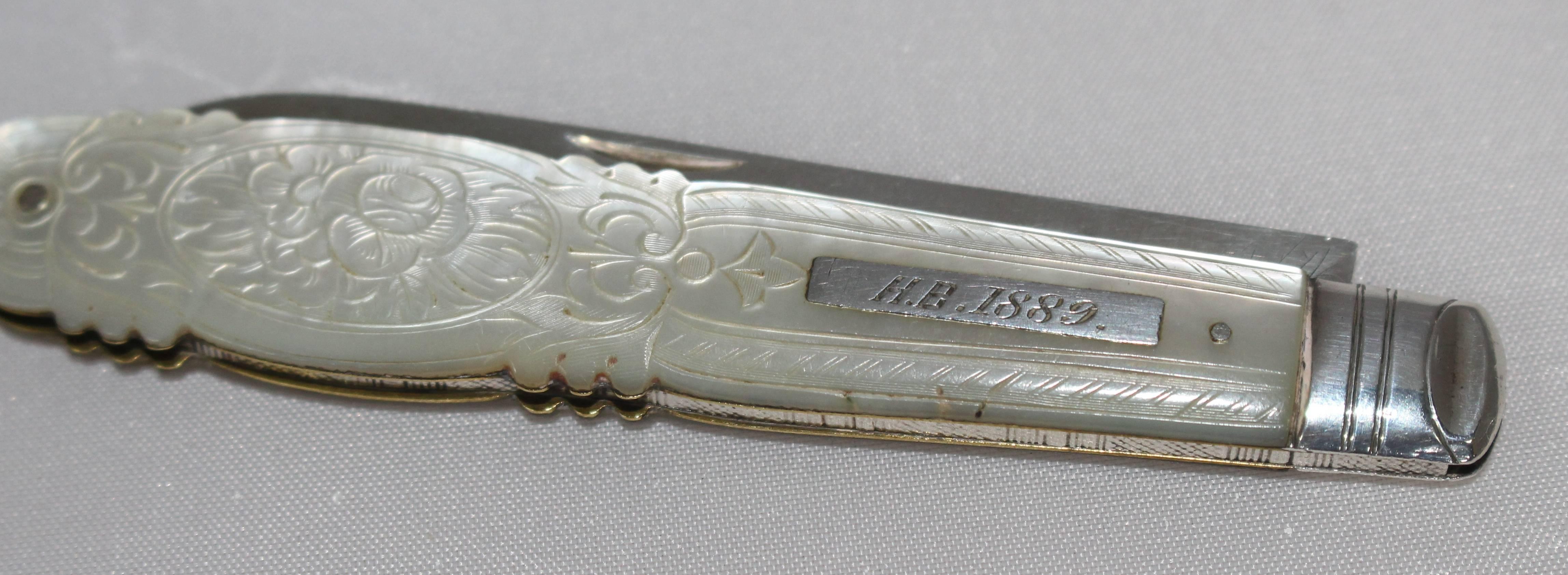 English Victorian Mother of Pearl Silver Fruit Knife by Thomas Marples For Sale