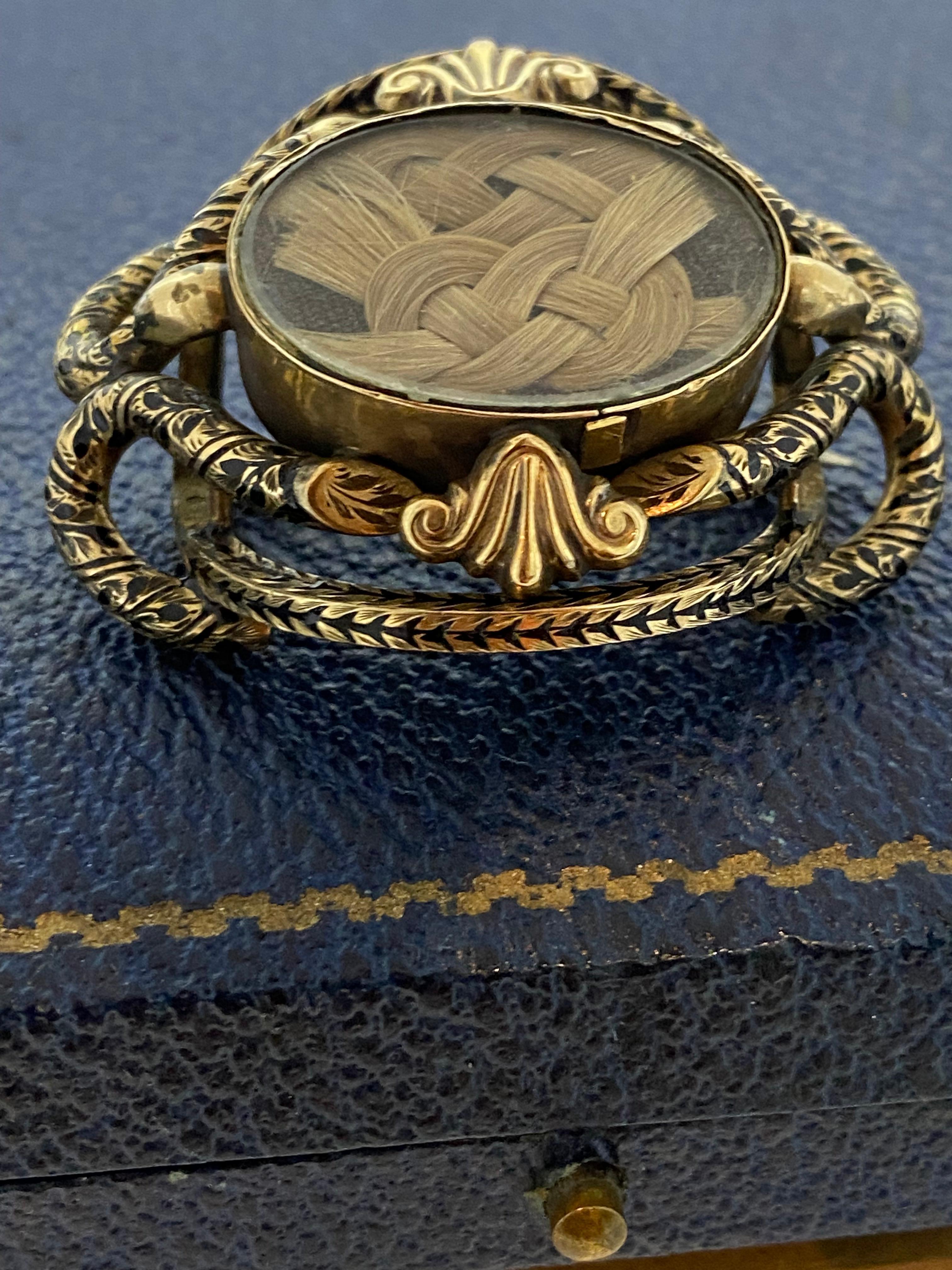 Victorian Mourning (Memorial) Gold-Filled Black Enamel Brooch w Plaited Hair For Sale 2