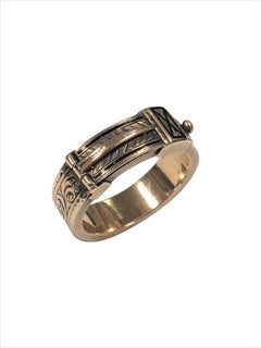 Victorian Mourning Memorial Yellow Gold and Enamel Hidden Compartment Ring