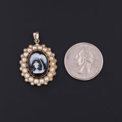 Victorian Mourning Pendant of 14k Gold