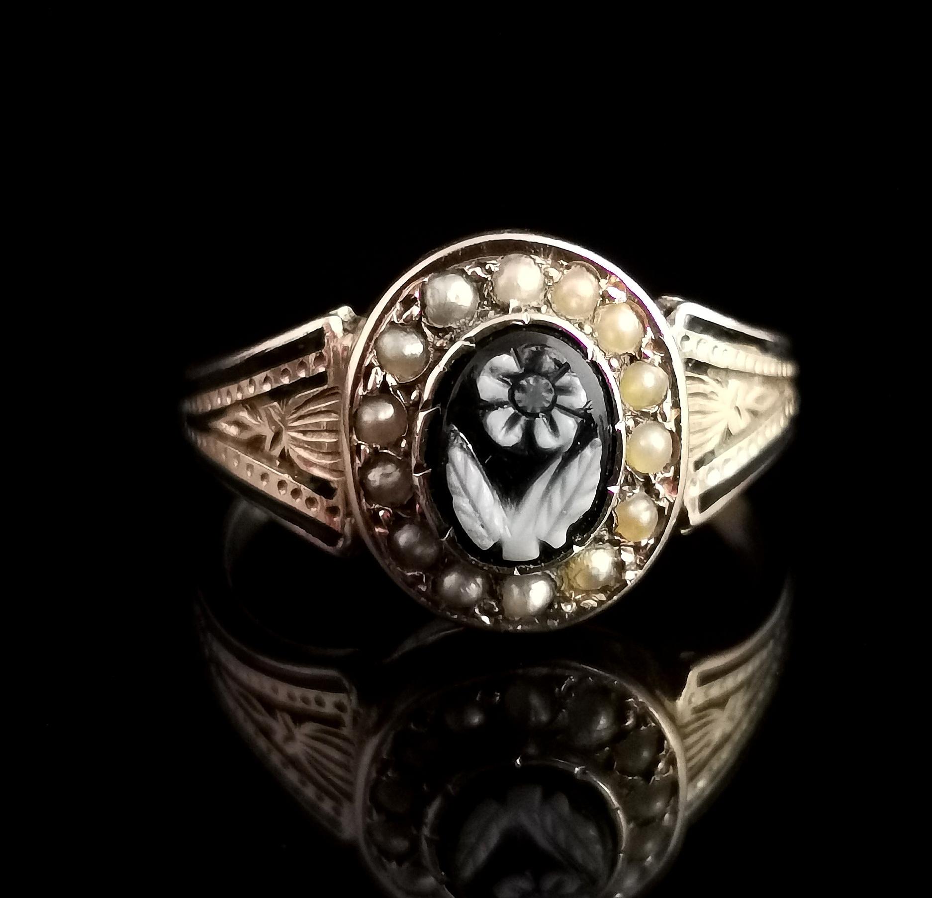 Women's Victorian Mourning Ring, 15k Gold and Black Enamel, Agate Forget Me Not, Pearl
