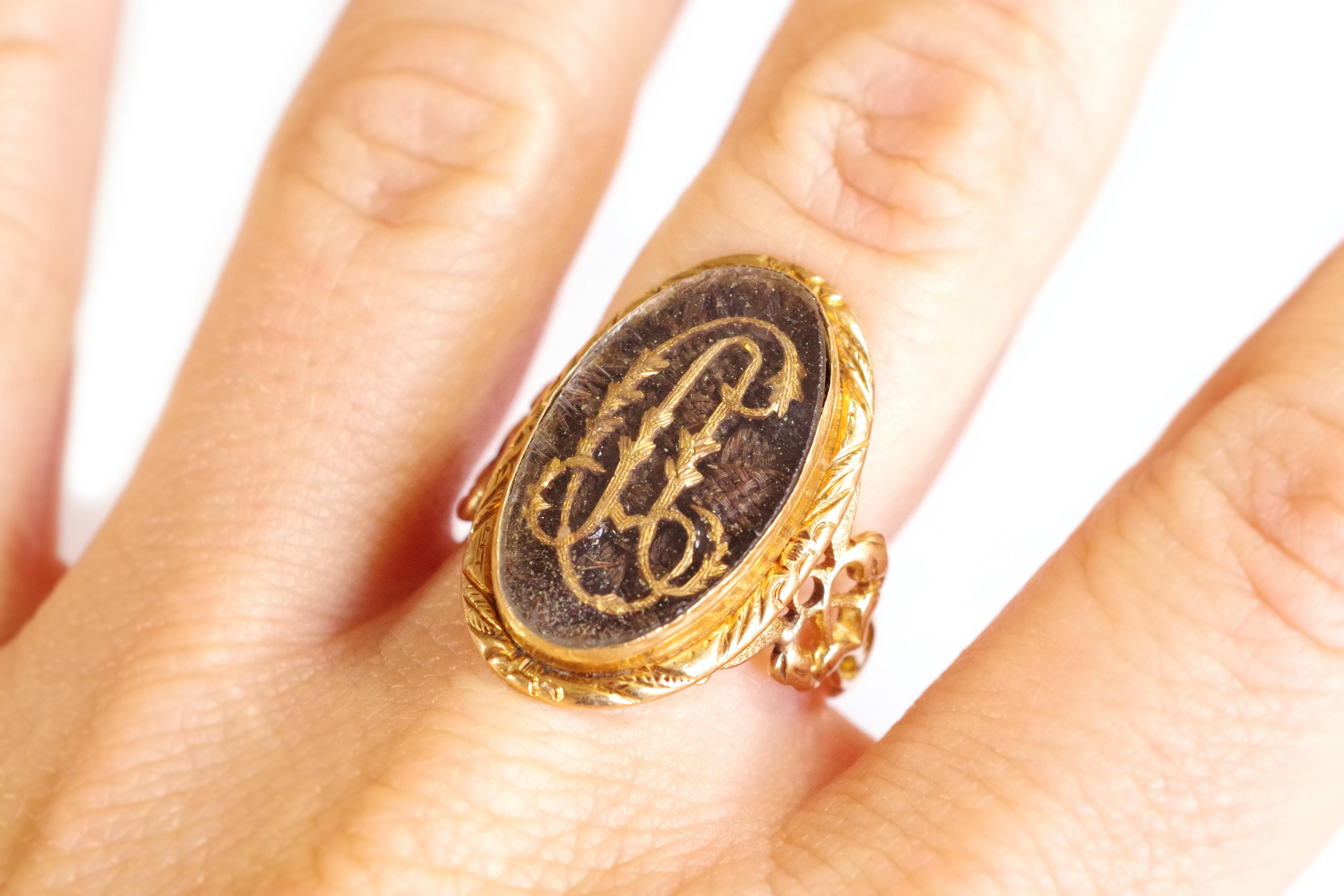 Victorian Mourning Ring in Rose 18 Karats Gold, Monogram CA, AC Monogram Ring For Sale 1