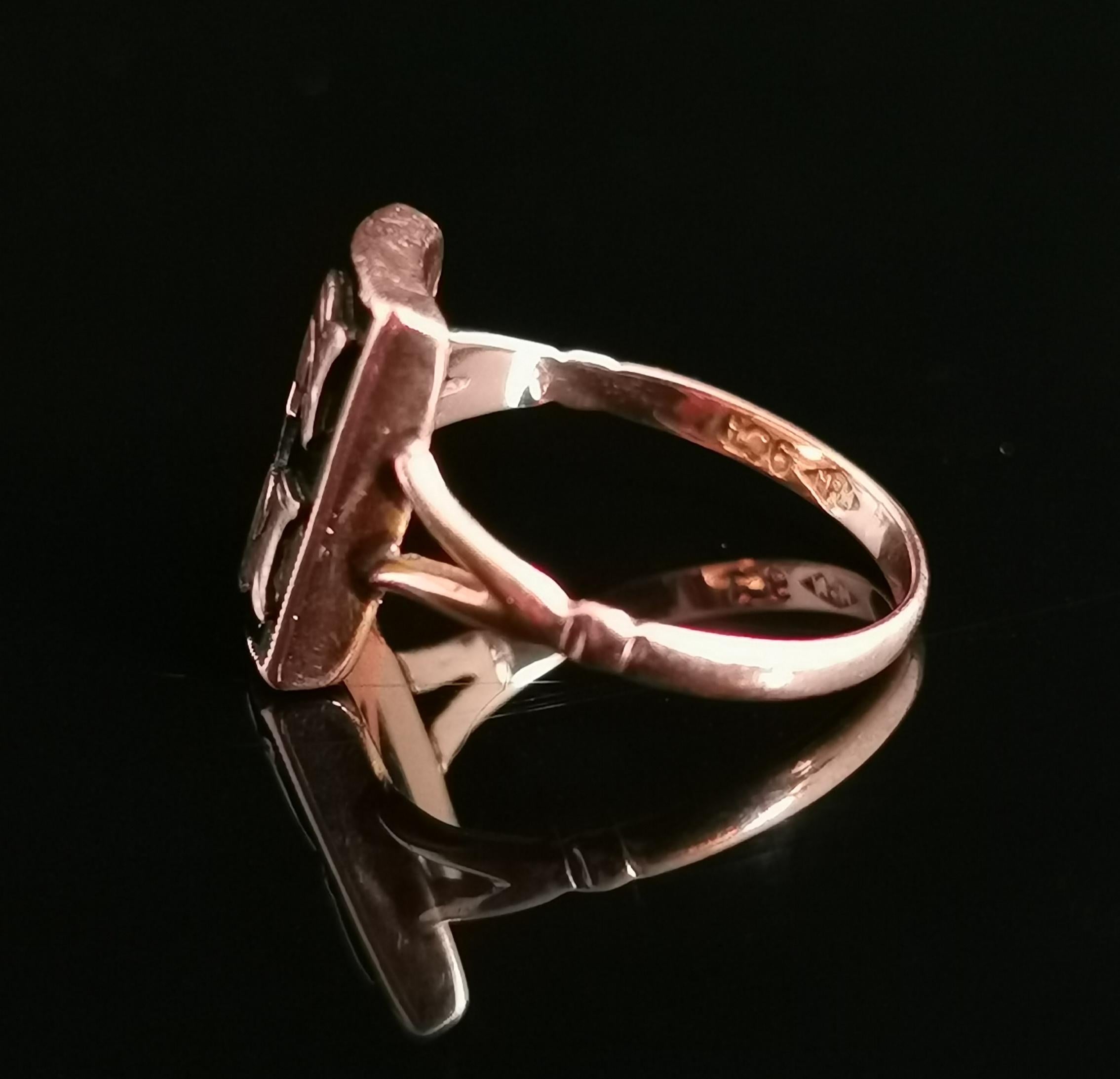 Victorian Mourning Ring, Initial C, 9 Karat Rose Gold and Black Enamel 3