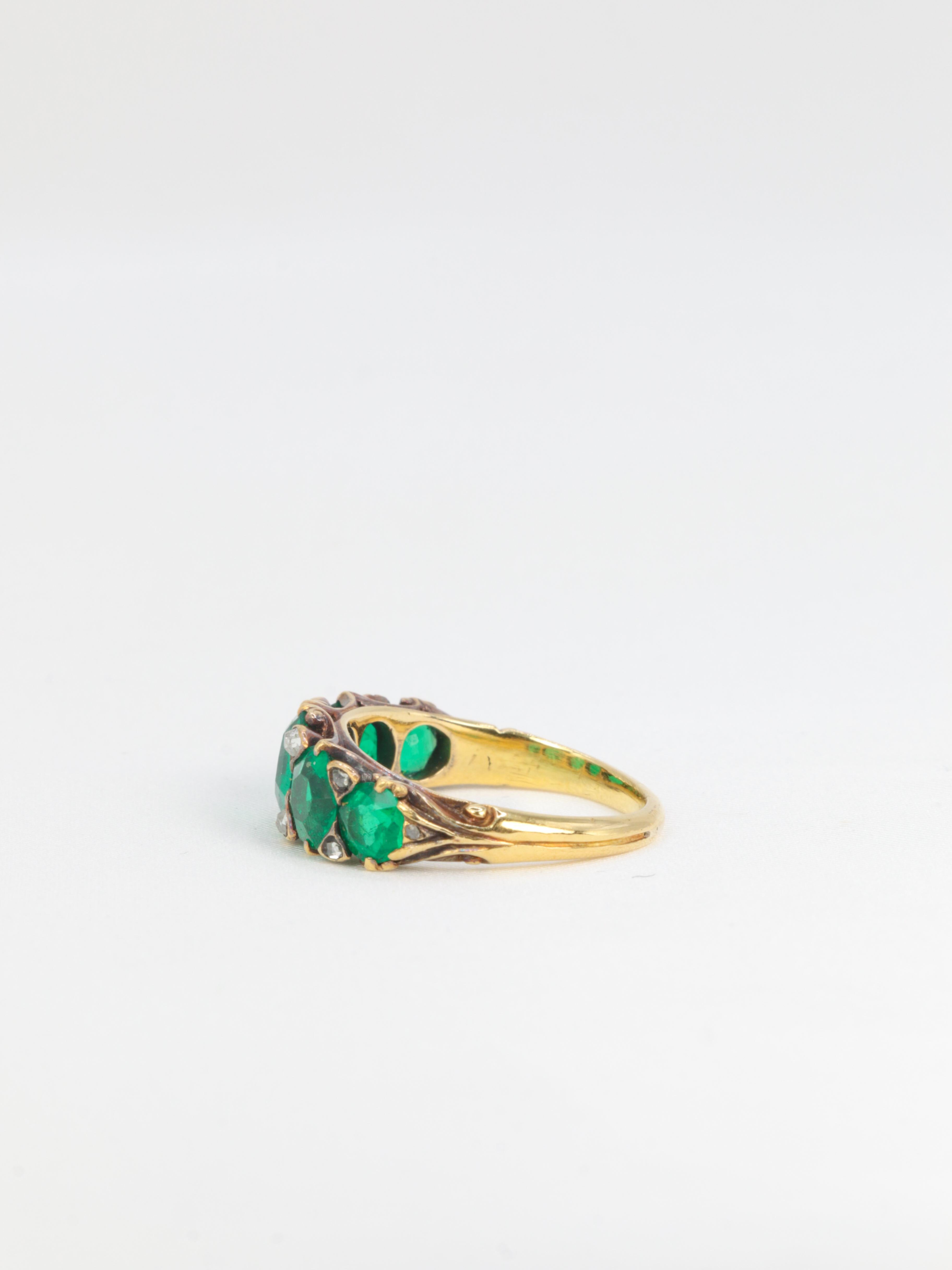 Victorian Muzo Colombian emeralds and diamonds ring For Sale 1