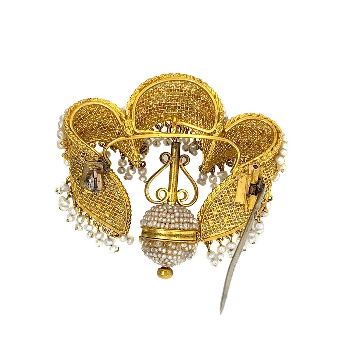 viktorianische Naturperlen-Brosche und Ohrring-Set aus 18 Karat Gold im Angebot 3