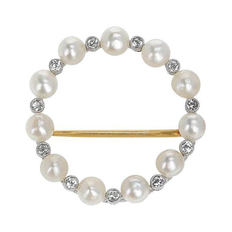Broche victorienne en perles naturelles et diamants