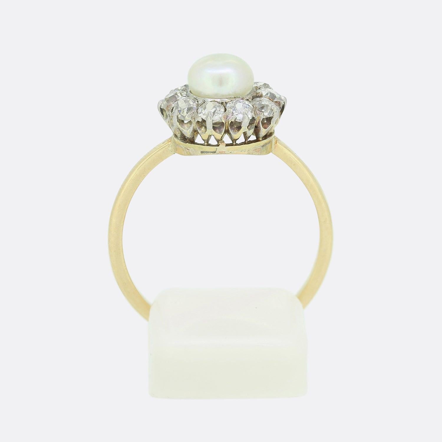 Viktorianischer Naturperlen- und Diamant-Cluster-Ring im Zustand „Gut“ im Angebot in London, GB