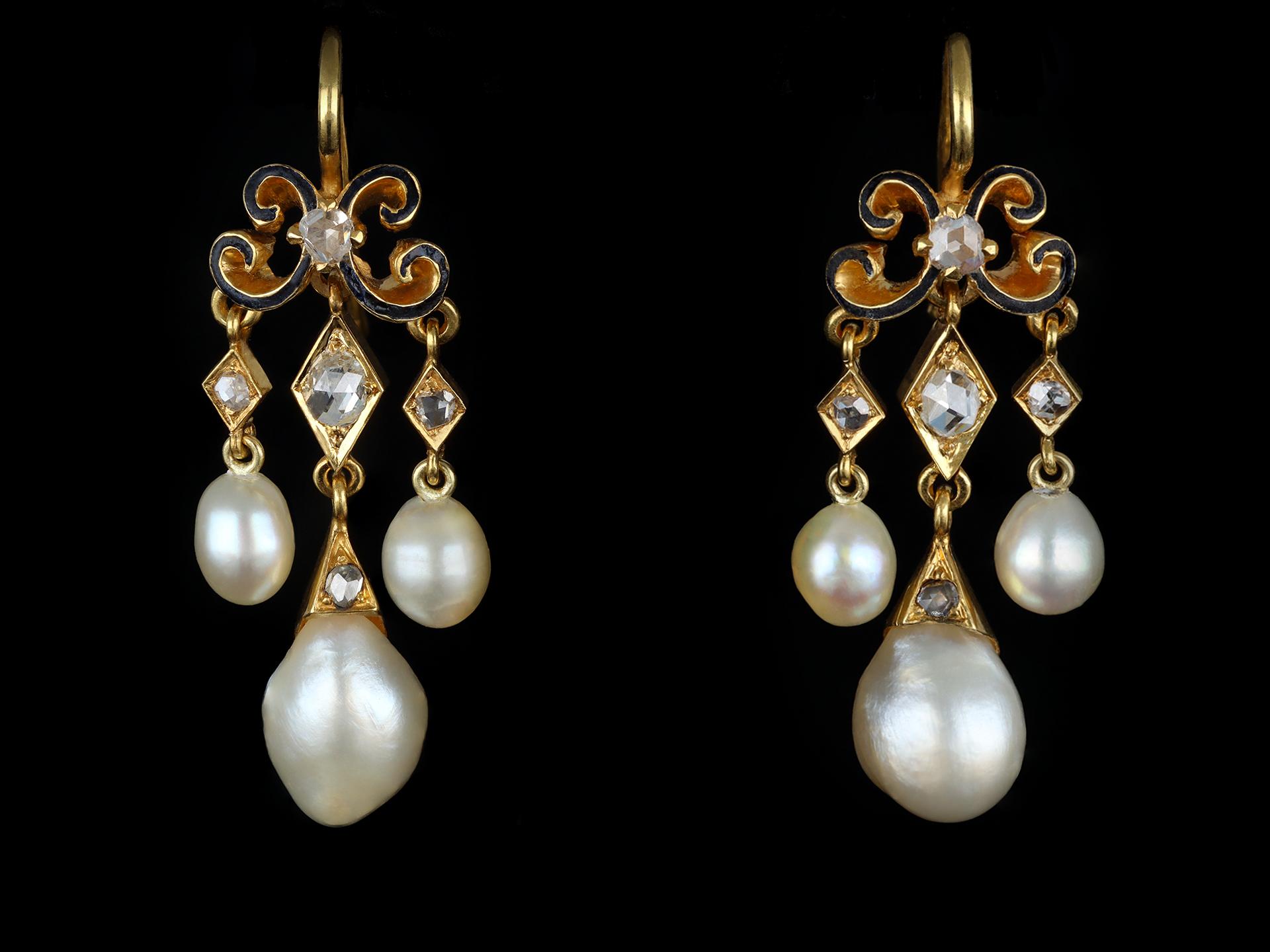 Victorian natural pearl and diamond drop earrings, circa 1870. In Good Condition For Sale In London, GB