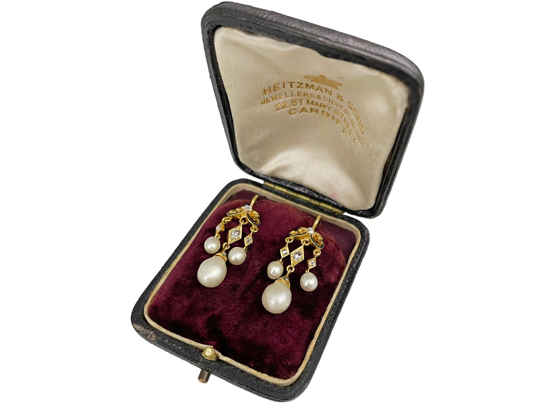 Women's Victorian natural pearl and diamond drop earrings, circa 1870. For Sale