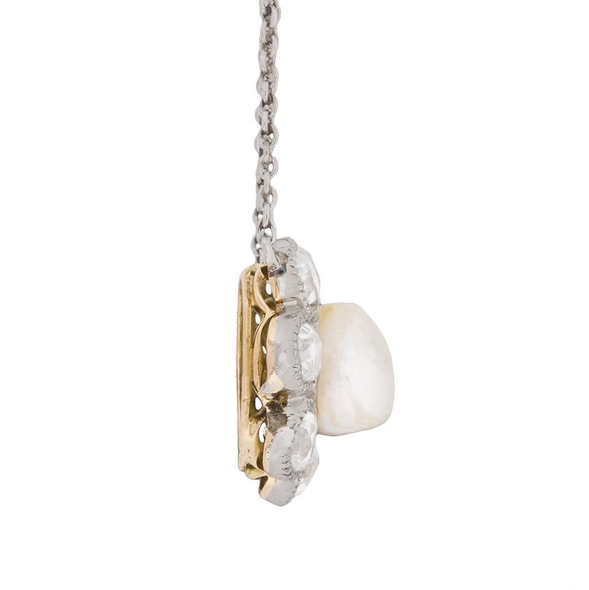 Vittoriano Collana vittoriana di perle naturali e fiori di diamante, circa 1900 in vendita