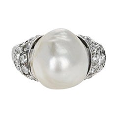 Anello vittoriano con perle naturali e diamanti