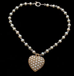 Victorian Natural Pearl Sweet Heart Bracelet 15 Carat Platinum Bracelet